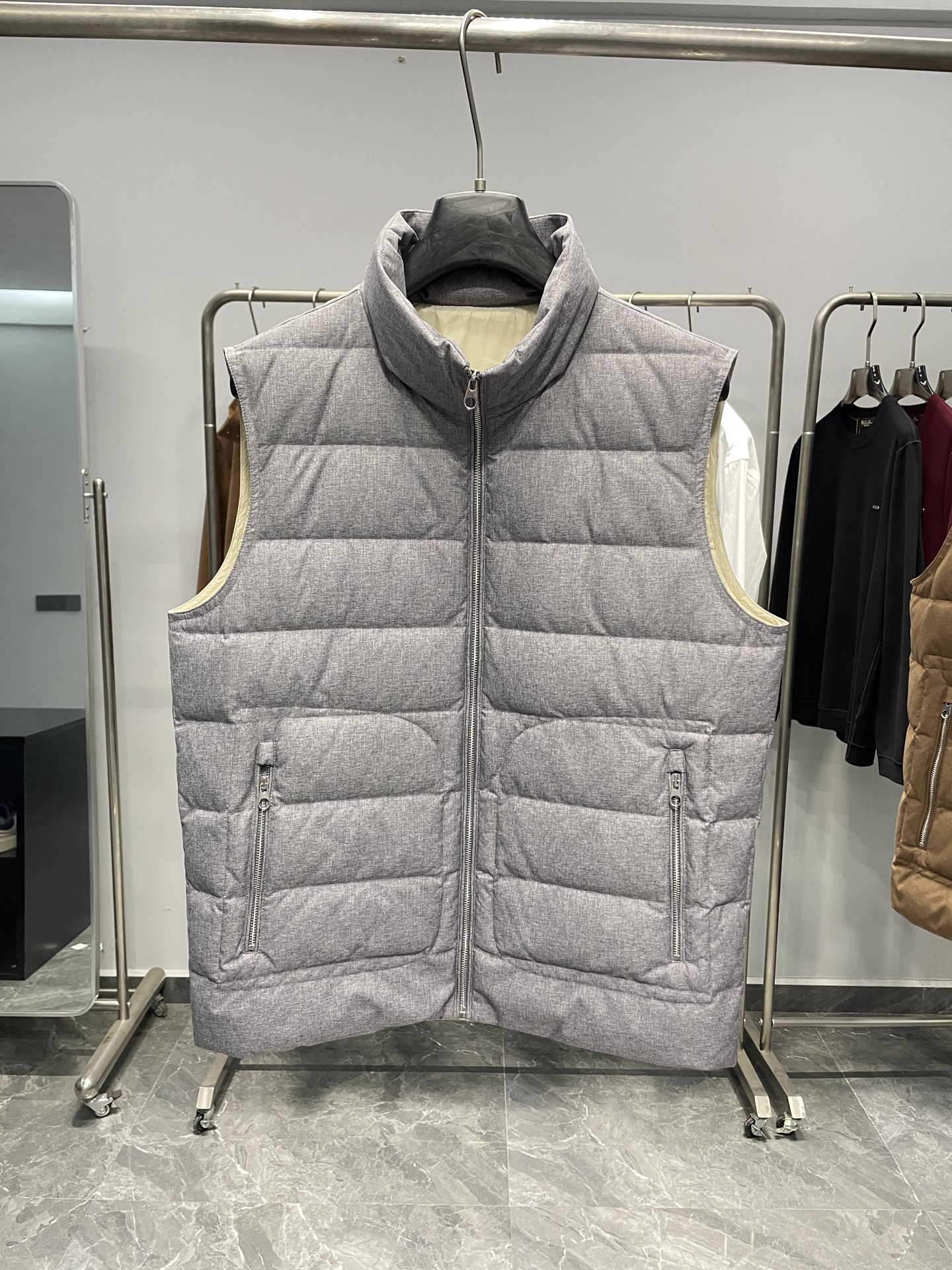 NO:537148,Down grey details ~, down jacket,alexander wang19860909羽绒 灰色细节图～,,down jacket,alexander wang,Men's clothing