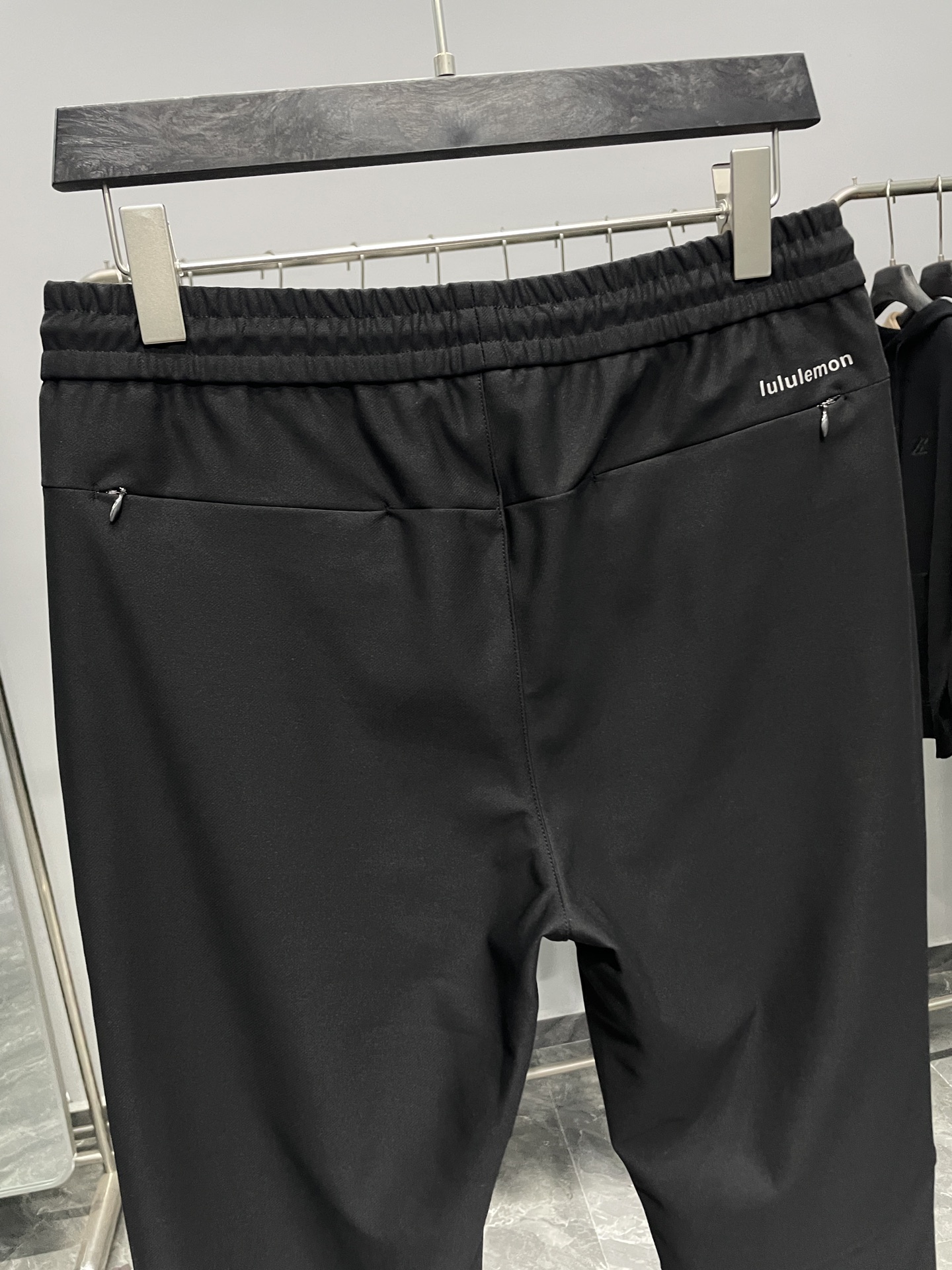 。黑色细节图～