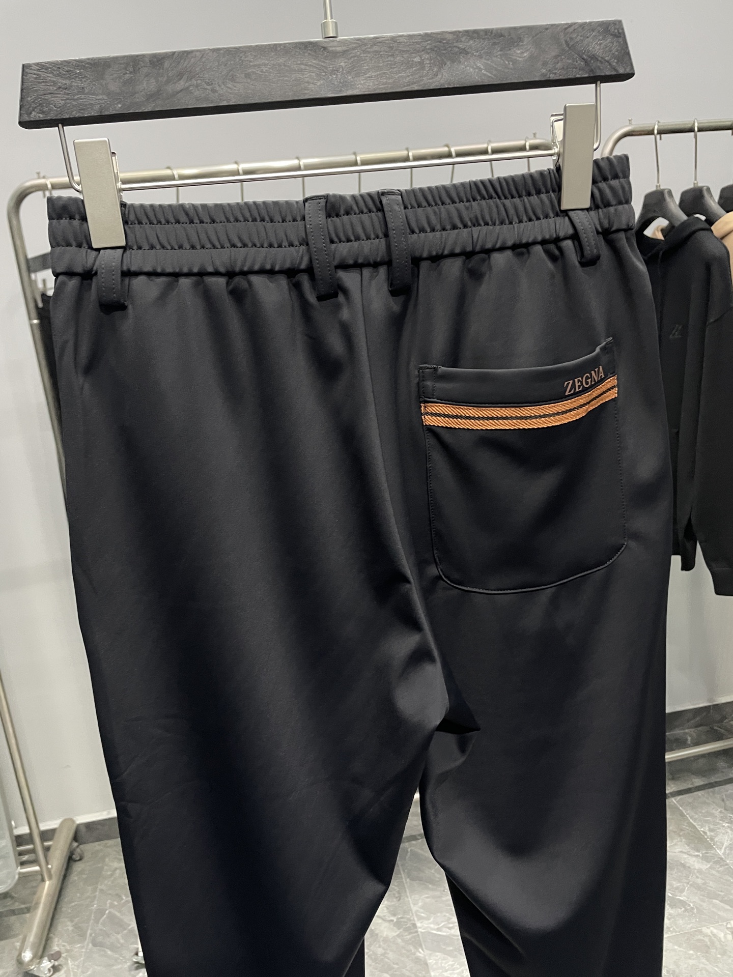 。黑色细节图～