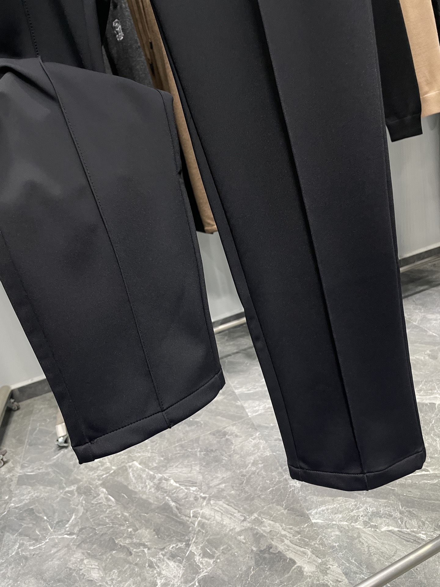 。黑色细节图～