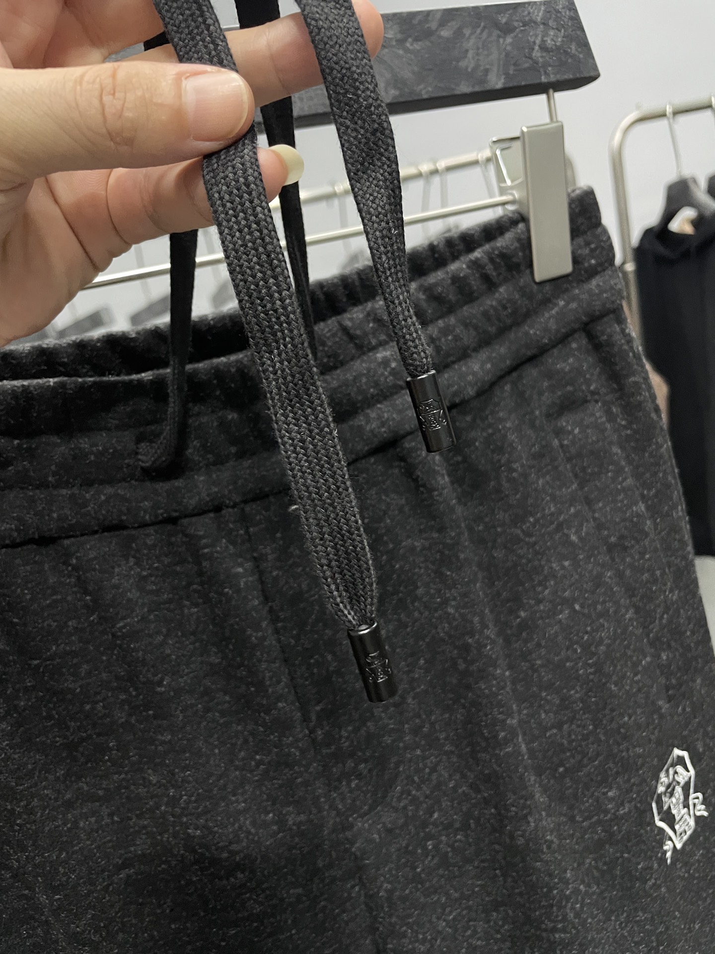 。黑色细节图～