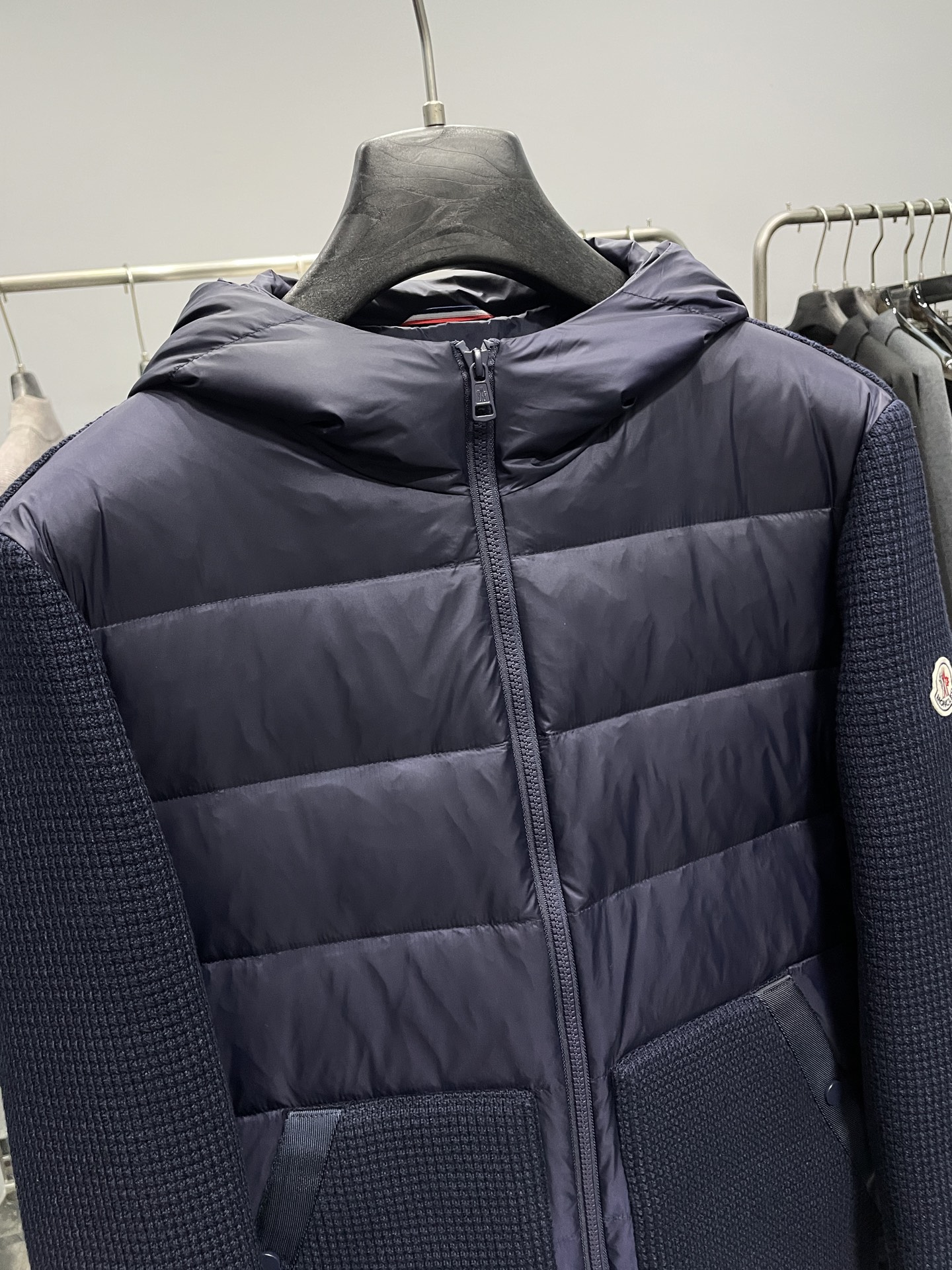 羽绒服 蓝色细节图～