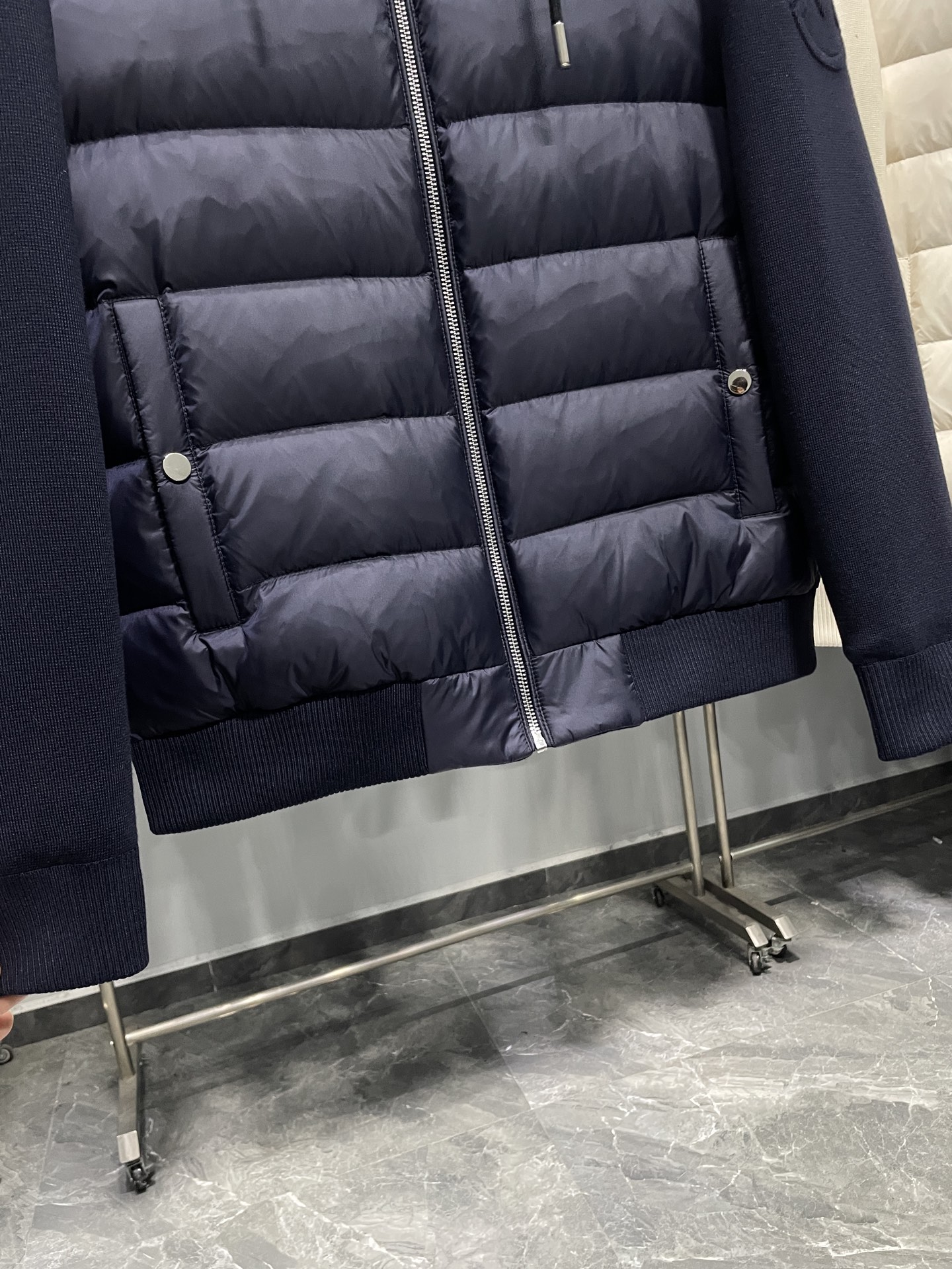 羽绒服 蓝色细节图～