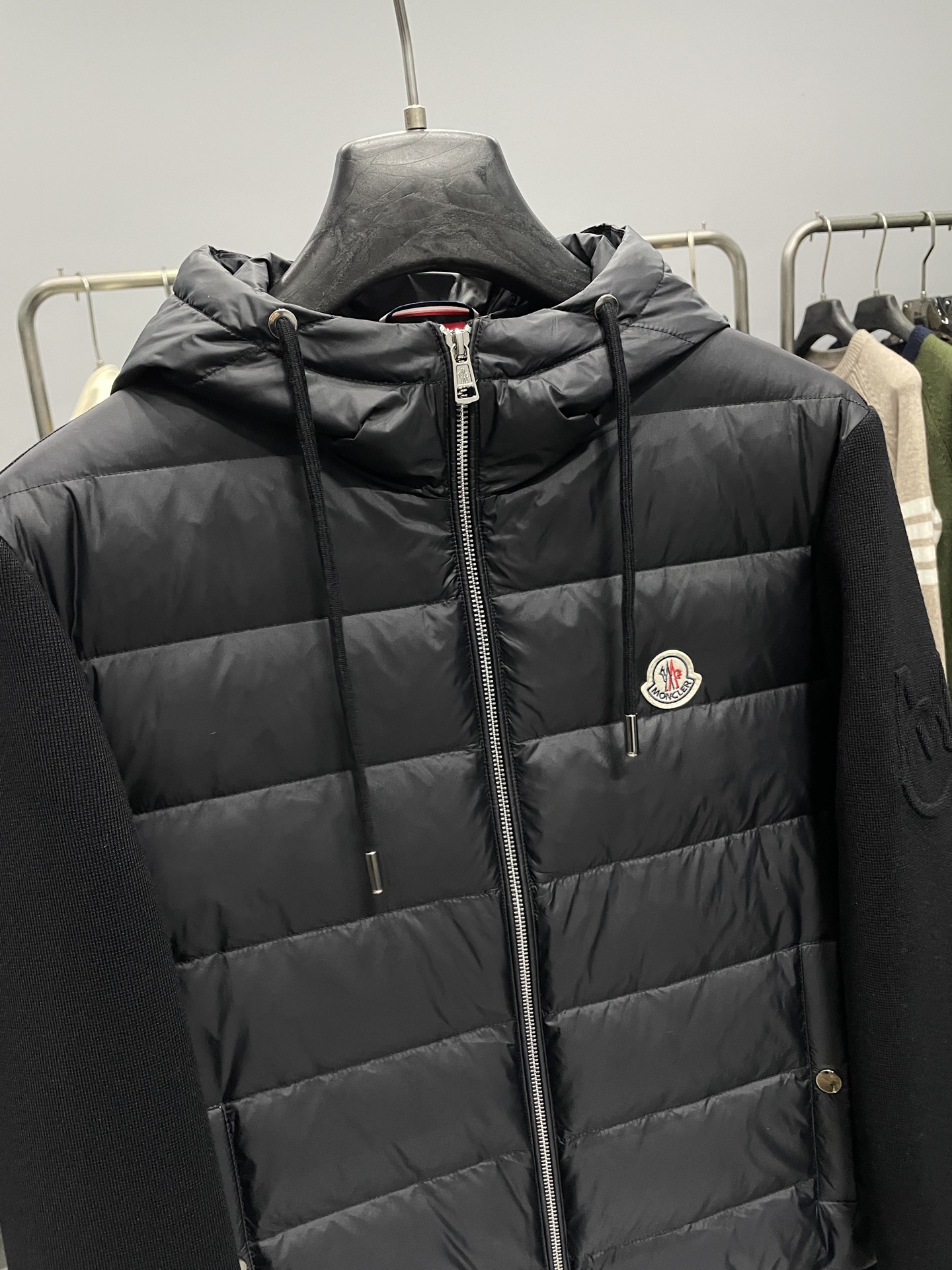 羽绒服 黑色细节图～