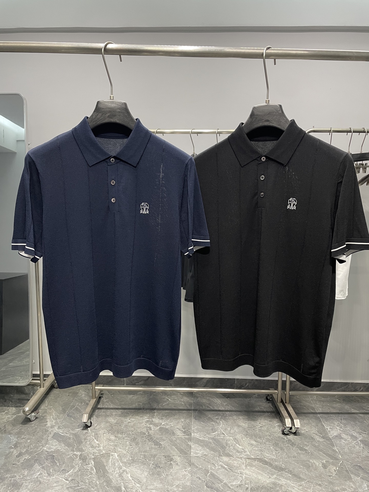 ～BC26SS春夏新款商务休闲针织面料男士短袖Polo衫，低调质感与现代科技面料的精妙融合。它采用60%