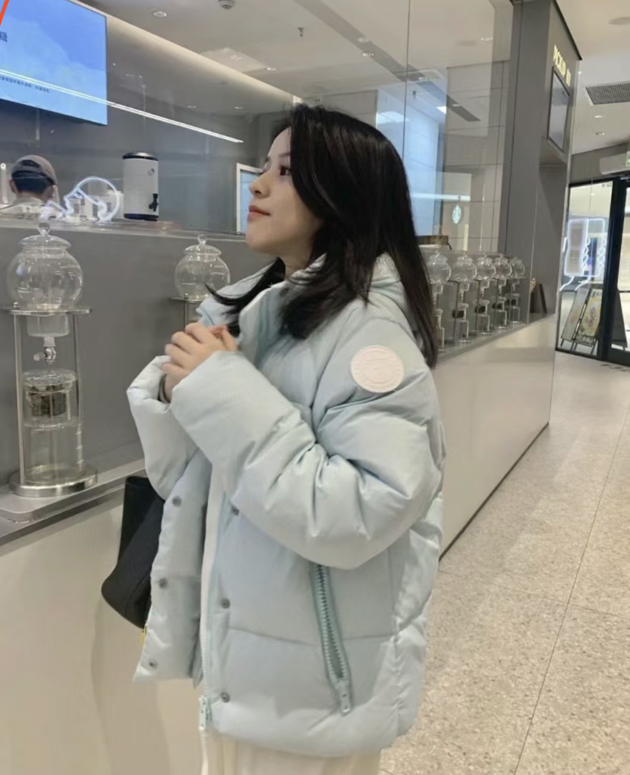 Guangzhou high-grade Canada Goose Macaron Parka. 80% duck down, lightweight, warm. Cordura fabric, durable. Detachable hood, YKK zippers. Colors: White, Blue, Pink, Gray.-Big cat