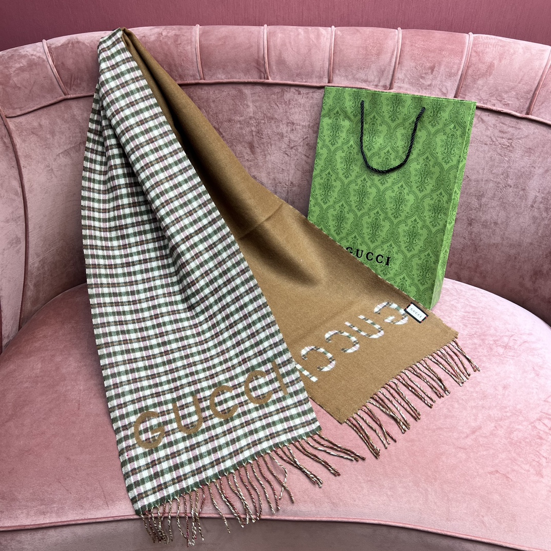 Gucci Wool-Cashmere Plaid Scarf with Logo, 35cm x 200cm - Brown/Green 3 i1703228486 2475 0