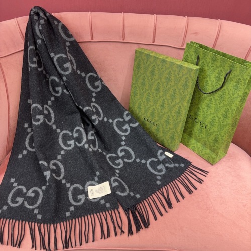 Gucci Wool Scarf GG Pattern Unisex, Soft, Warm, 45x200cm 1 Gucci Wool Scarf GG Pattern Unisex, Soft, Warm, 45x200cm