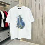 🍀 P155 Bal Balenciaga 25FW La nueva camiseta de cuello redondo de primavera y verano está hecha de peso pesado 320 g de material de algodón peinado de hilo doble, cuerpo superior tridimensional y logotipo fuerte, proceso de inyección directa de la torre de París ⚠️ Método de lavado: la tela es solo para la limpieza en seco o ¡Envoltura de bolsas de lavandería, agua fría, lavadora de máquina rápida después de secarla a temperatura media! ¡Evite retorcerse y lavar a máquina en el frente! Tamaño: S M L XL XXL Color: negro, blanco 1 🍀 P155 Bal Balenciaga 25FW La nueva camiseta de cuello redondo de primavera y verano está hecha de peso pesado 320 g de material de algodón peinado de hilo doble, cuerpo superior tridimensional y logotipo fuerte, proceso de inyección directa de la torre de París ⚠️ Método de lavado: la tela es solo para la limpieza en seco o ¡Envoltura de bolsas de lavandería, agua fría, lavadora de máquina rápida después de secarla a temperatura media! ¡Evite retorcerse y lavar a máquina en el frente! Tamaño: S M L XL XXL Color: negro, blanco