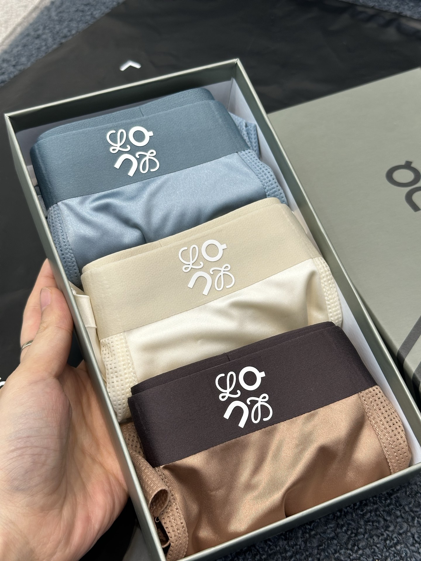 Chanel Luxury Atelier Jacket Clothes Ref 2