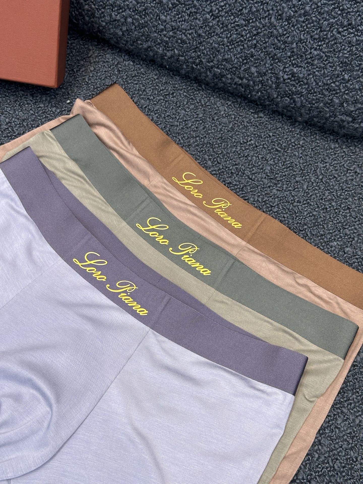 诺悠翩雅 Loro Piana 奢华高定外套服装 #iodg 6