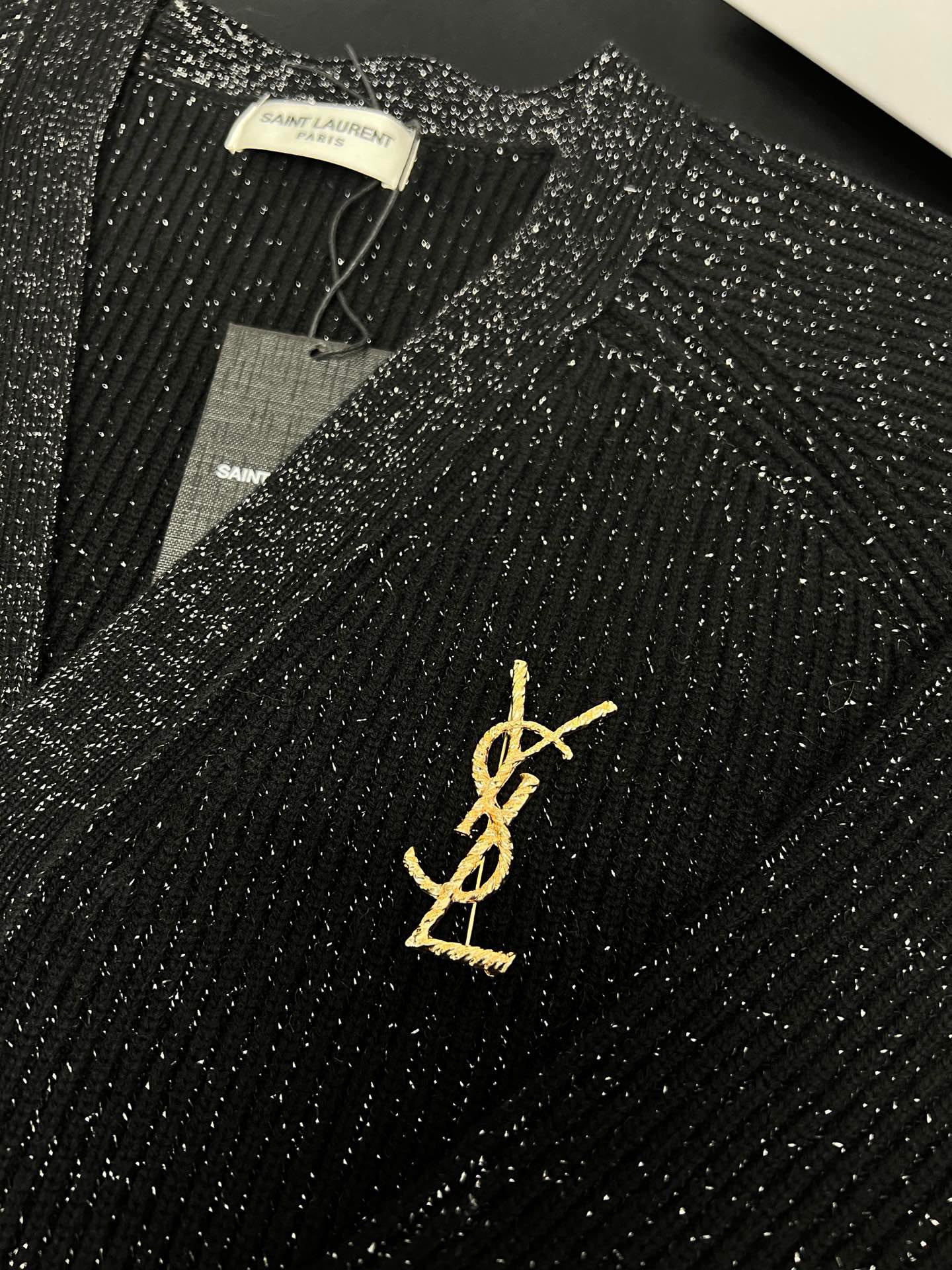 Yves Saint Laurent Silver Thread Wool Cardigan with Detachable Brooch 6 i1755248372312 7500 0 4