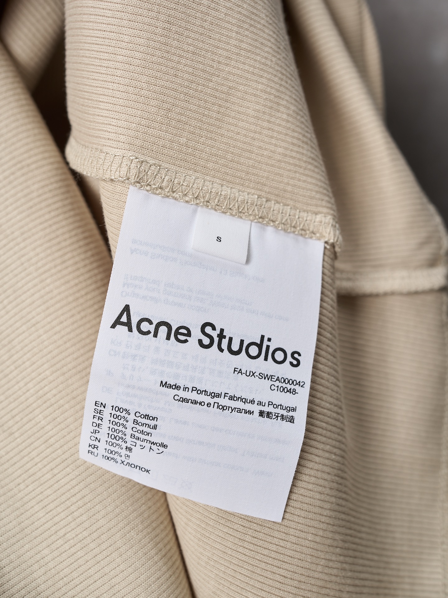 P125

实物挂拍】Acne Atudios 童话风格标语印花假两件长袖T恤衫


【现货】S M L