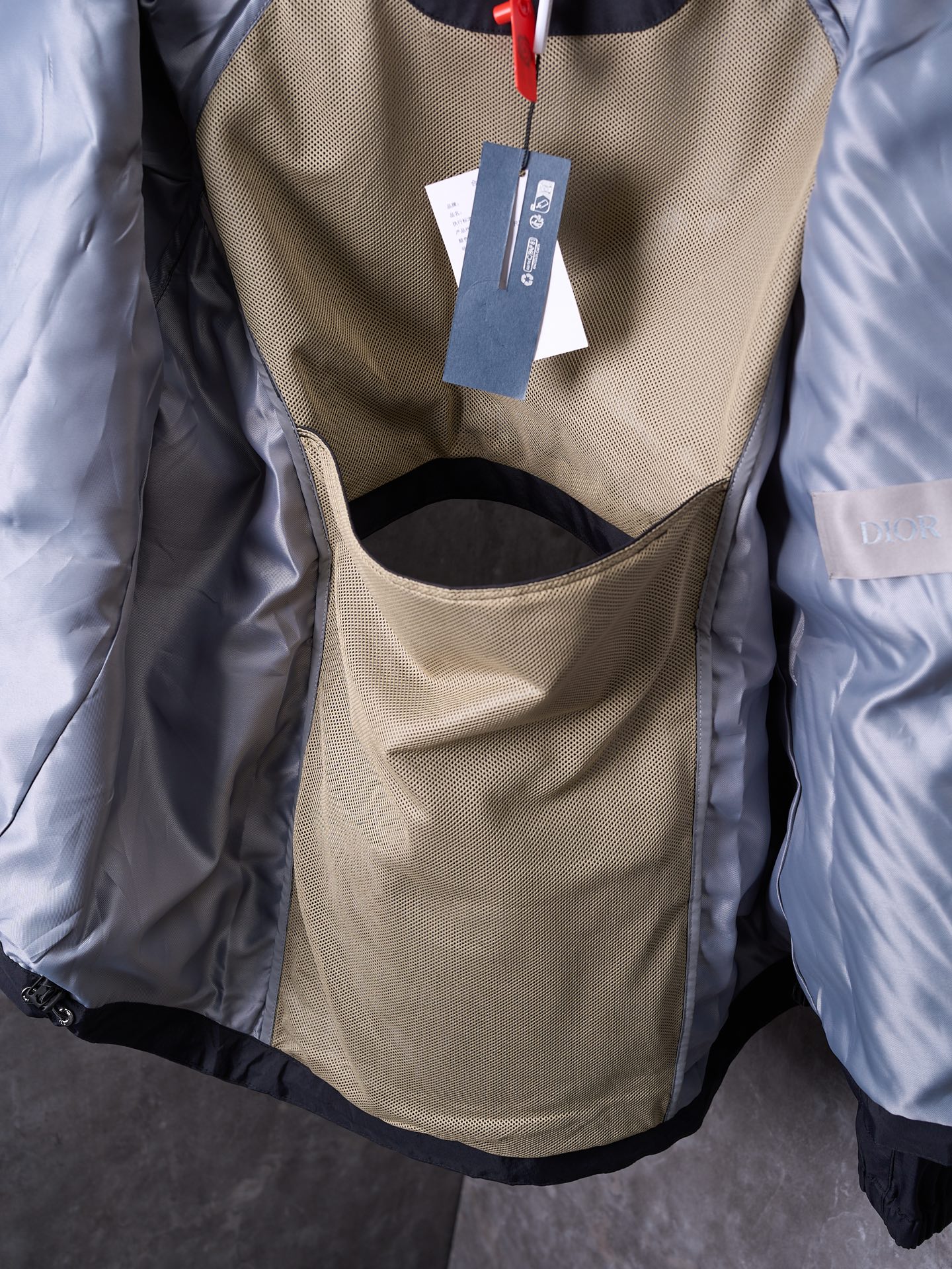 i1759443485957 806 0 8