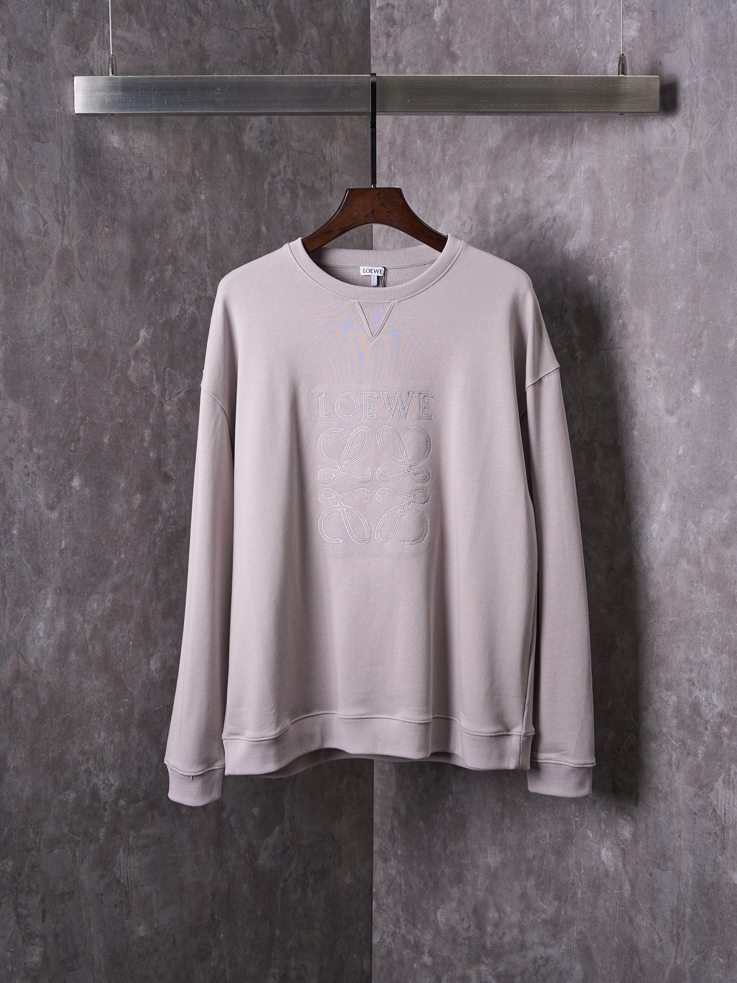Loewe Logo Geborduurde Katoenen Sweater - Casual Pasvorm, Grey/Green