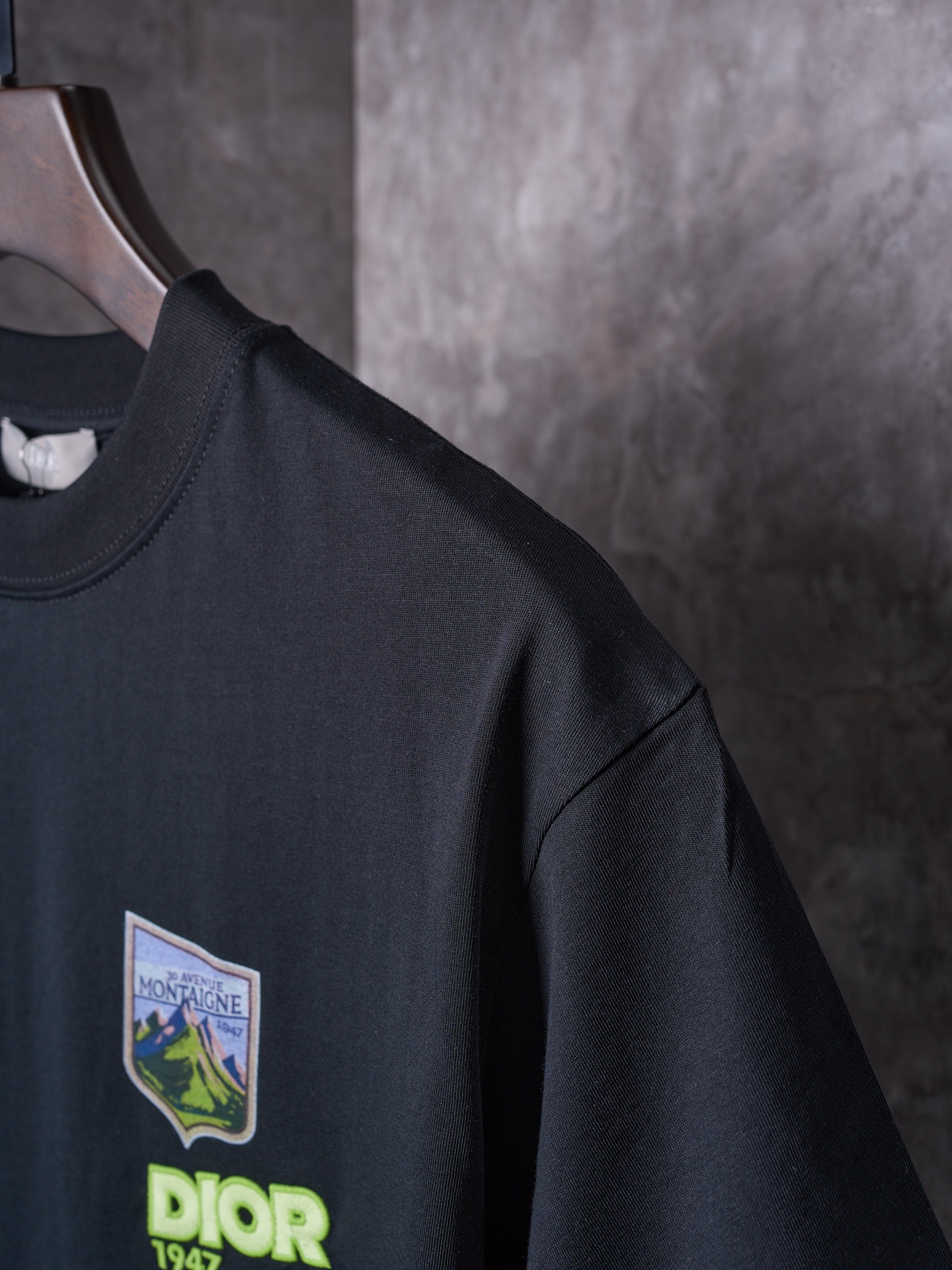 DIOR Mountain Multi-Badge Embroidered Black Cotton T-Shirt Short Sleeve 9 i1760822516439 8697 0 6
