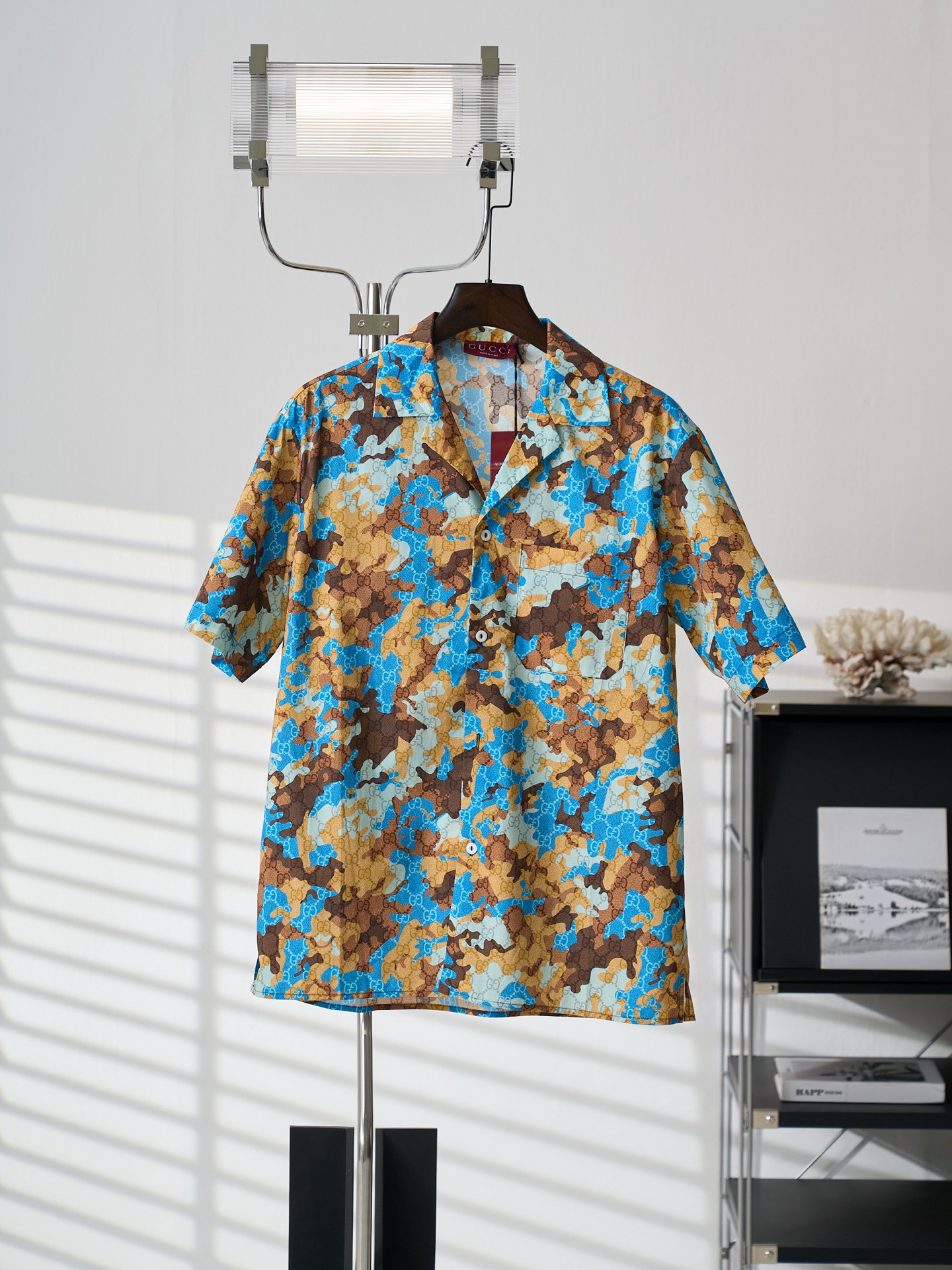 @195【Fotos del producto real】GUCCI/Gucci Camisa de manga corta con estampado GG y bloques de color camuflaje 【En stock】…