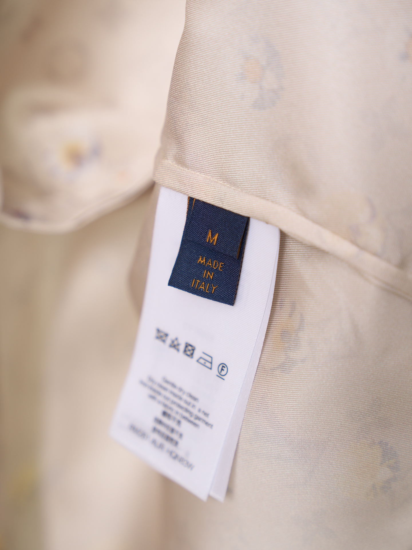 Louis Vuitton 380【实物挂拍】LV/路易威登 满印花朵老花短袖衬衫