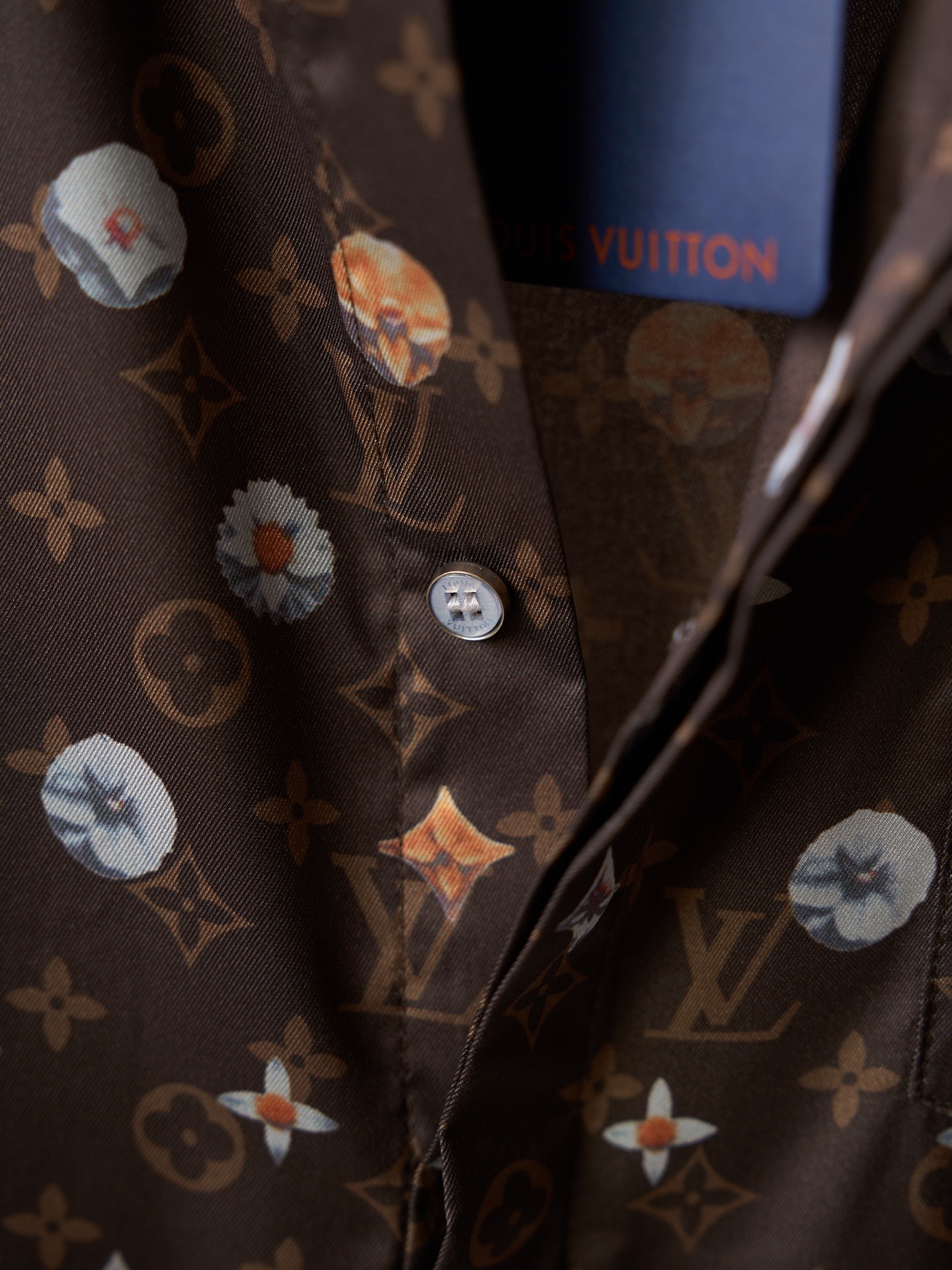 Louis Vuitton 380【实物挂拍】LV/路易威登 满印花朵老花短袖衬衫