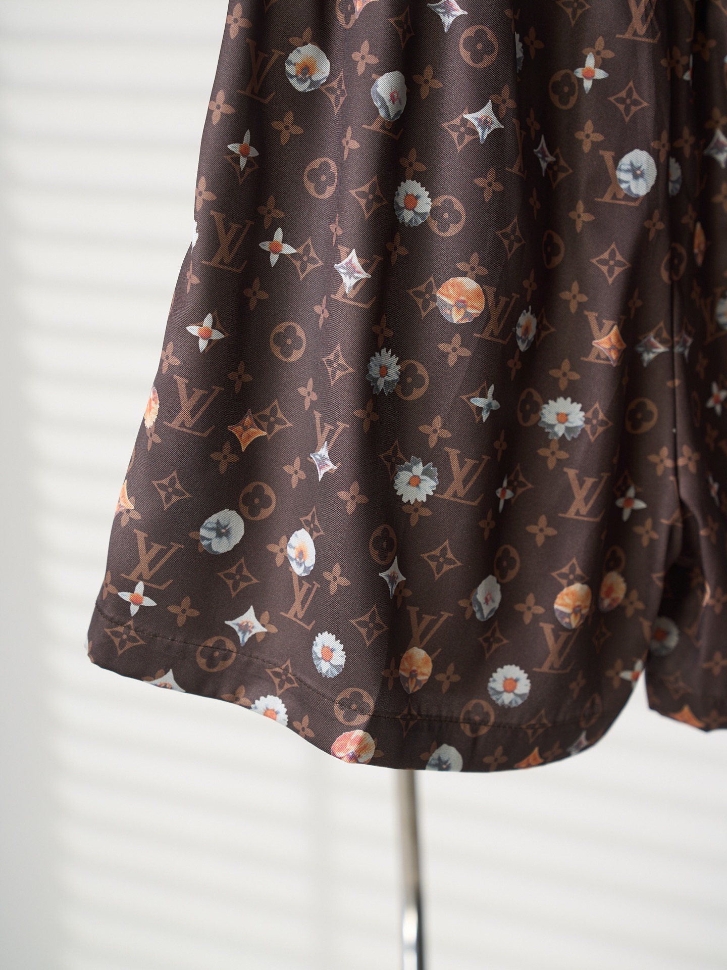 Louis Vuitton 满印花朵老花短裤