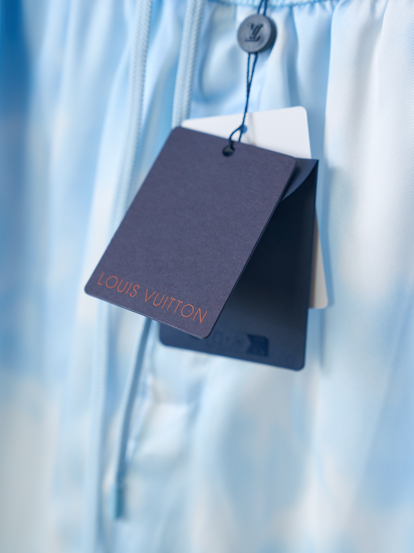 Louis Vuitton 天蓝色扎染短裤