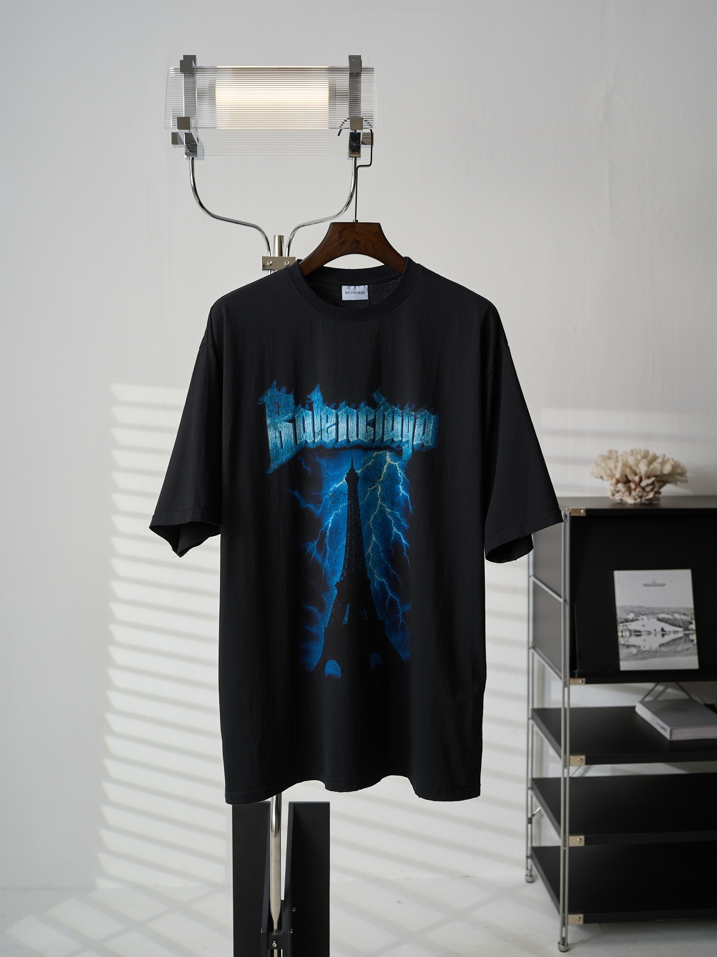 Balenciaga 铁塔直喷印花圆领短袖T恤