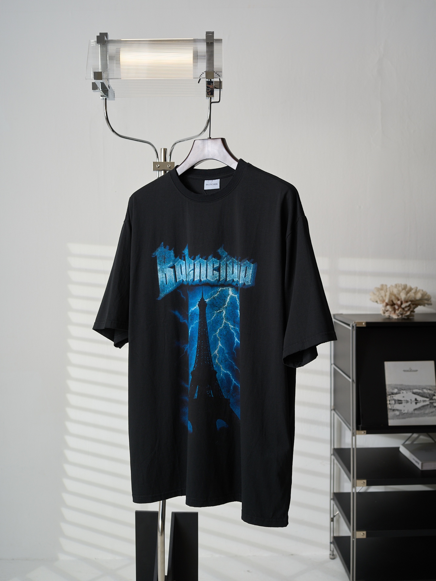 Balenciaga 铁塔直喷印花圆领短袖T恤