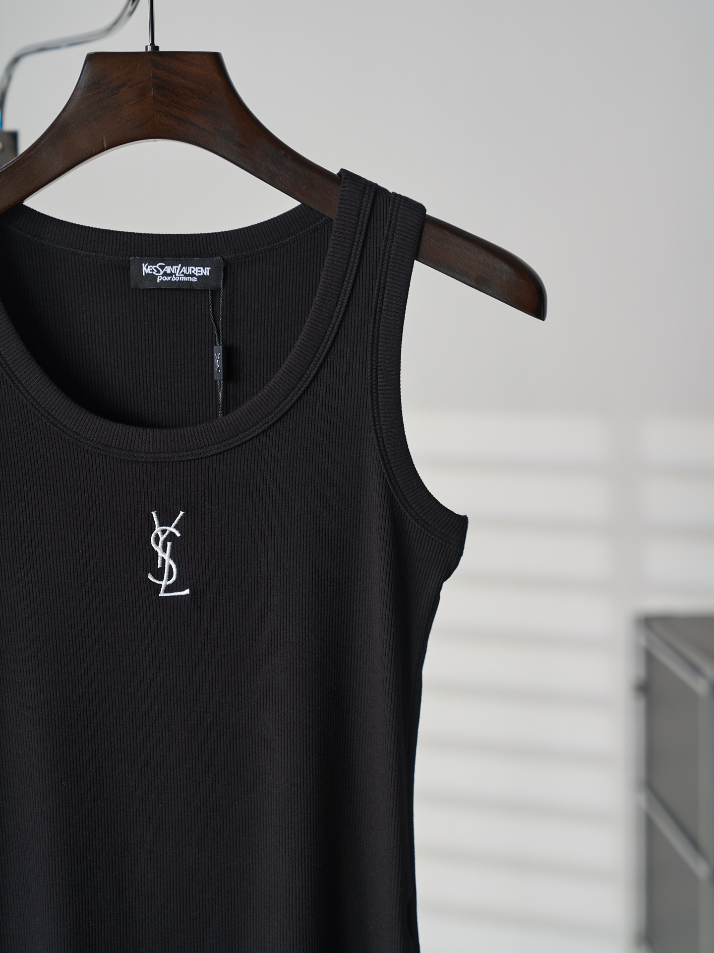 Saint Laurent YSL 字母刺绣弹力背心女款