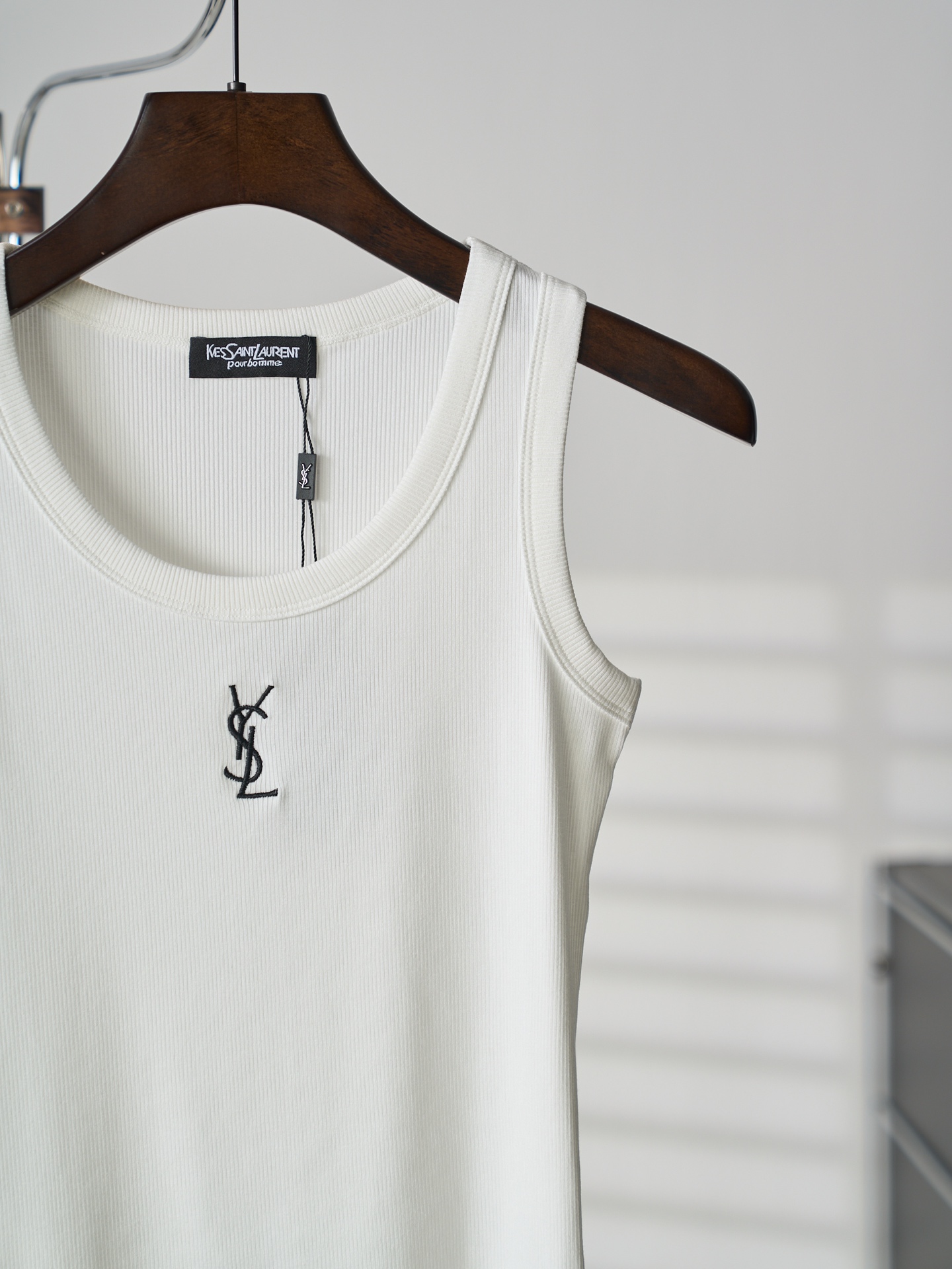 Saint Laurent YSL 字母刺绣弹力背心女款