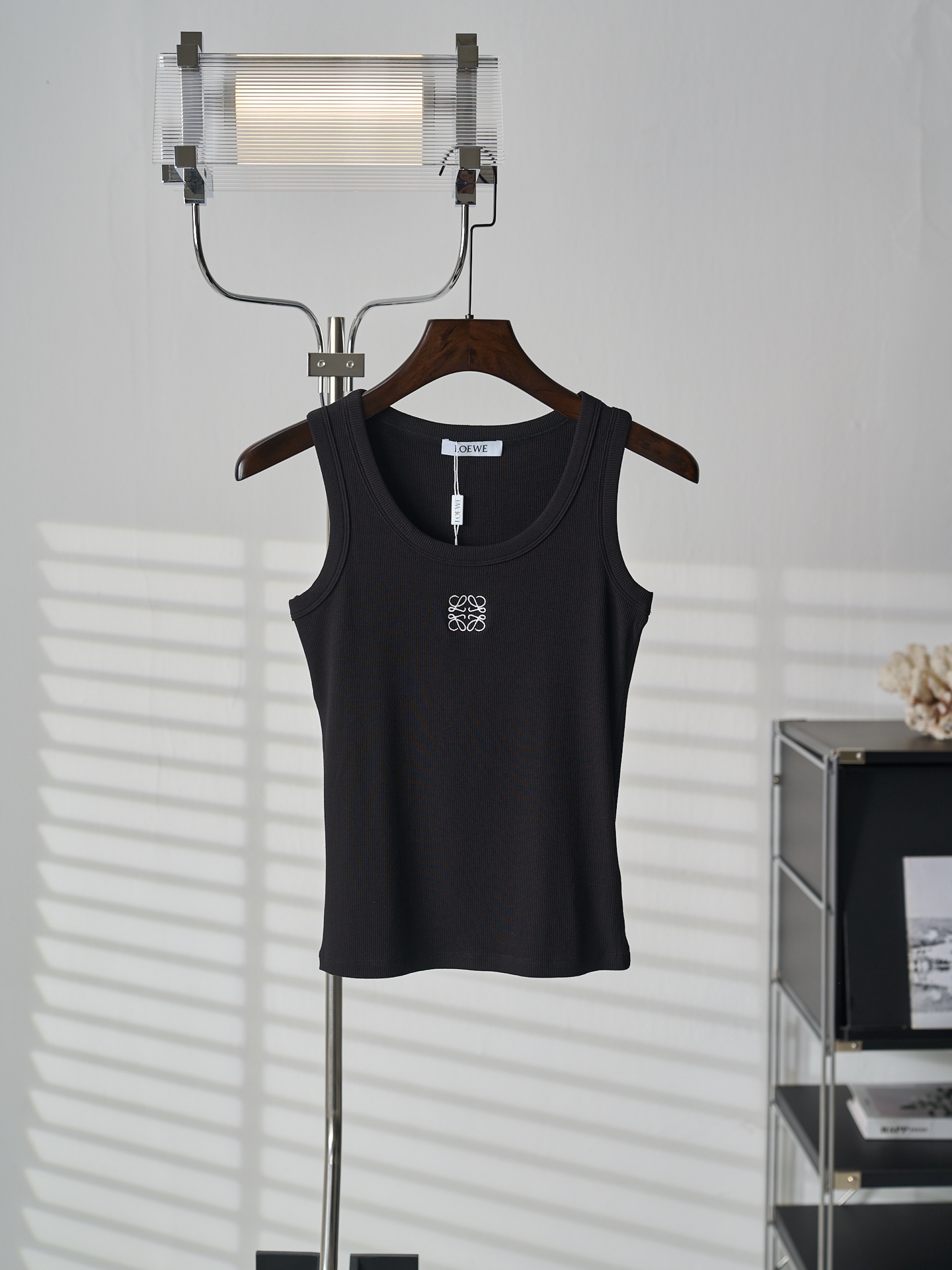 Loewe Anagram logo刺绣弹力背心女款