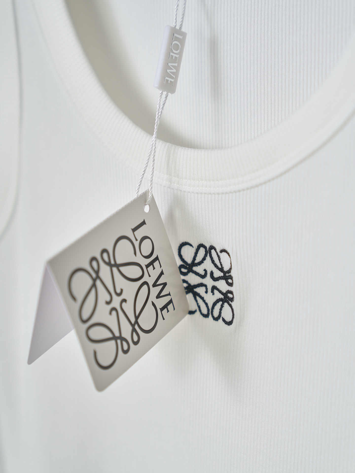 Loewe Anagram logo刺绣弹力背心女款