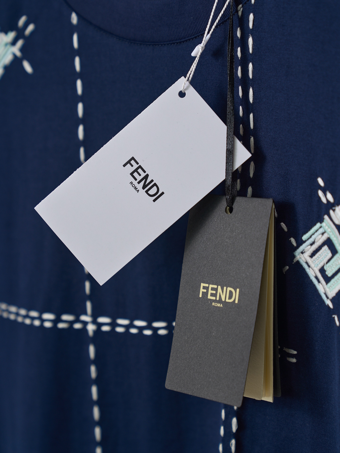 Fendi 拼色FF线条刺绣棉质圆领短袖T恤