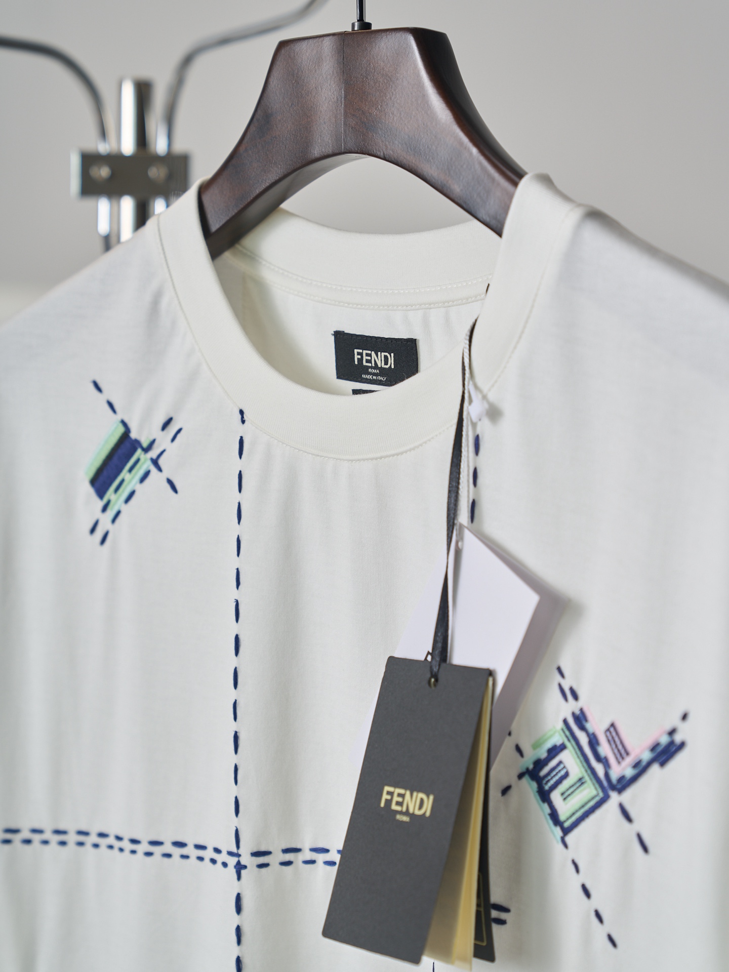 Fendi 拼色FF线条刺绣棉质圆领短袖T恤