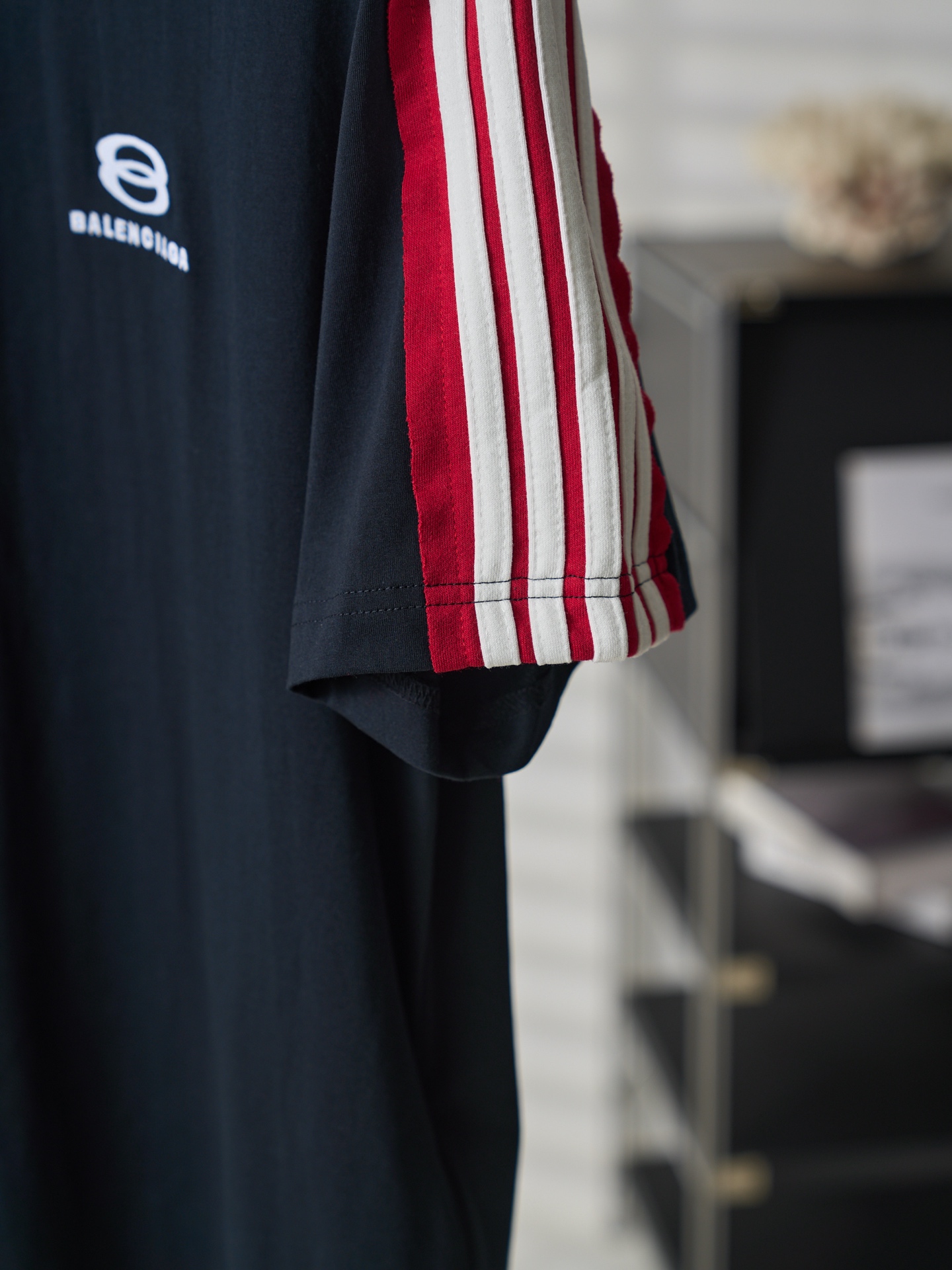 Balenciaga Sports Icon双环刺绣条纹圆领短袖T恤