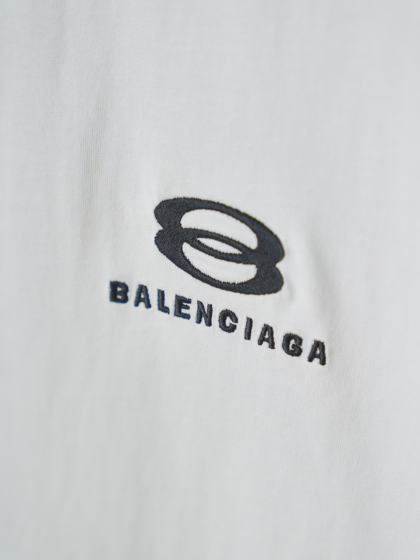 Balenciaga Sports Icon双环刺绣条纹圆领短袖T恤