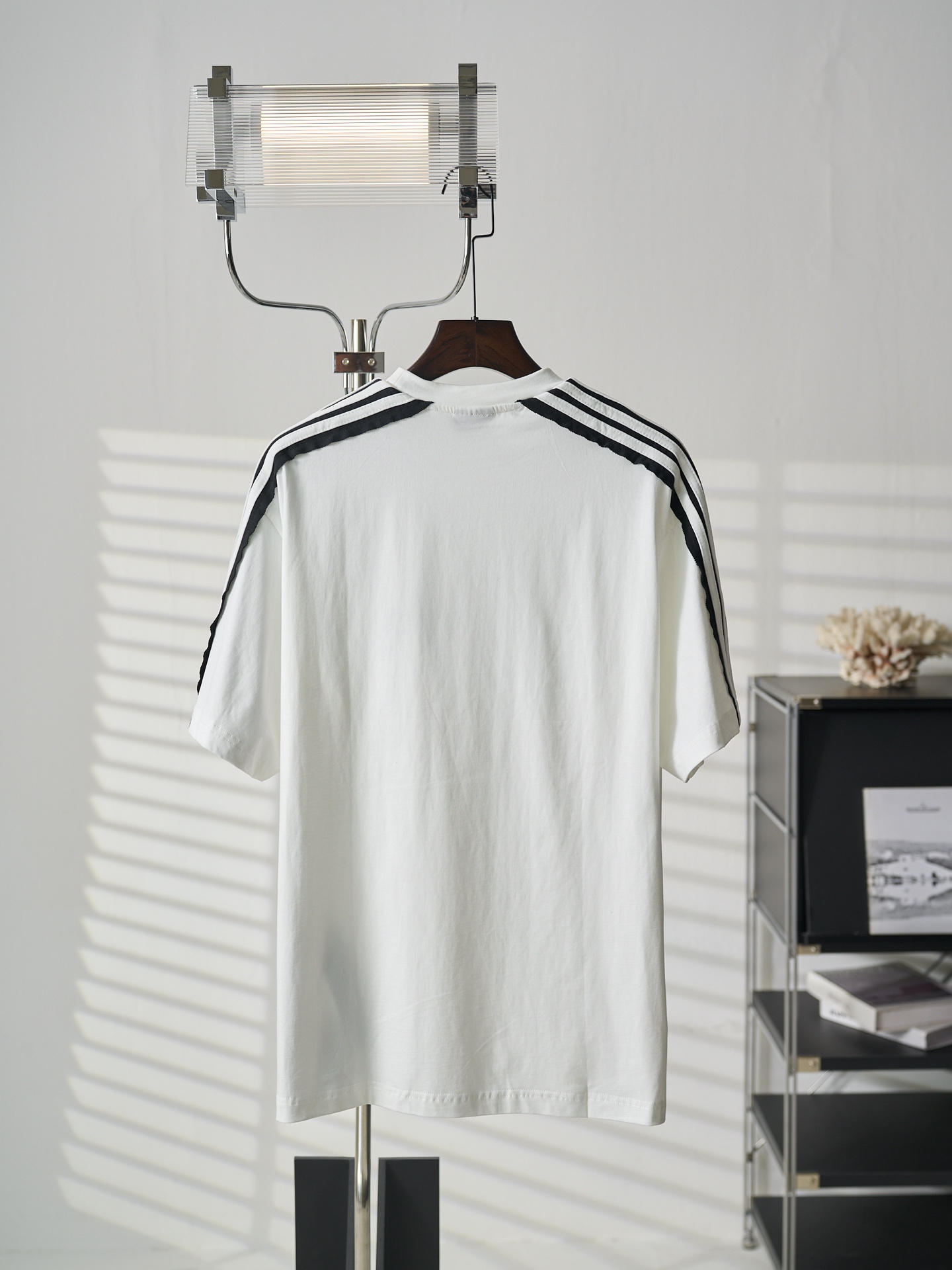 Balenciaga Sports Icon双环刺绣条纹圆领短袖T恤