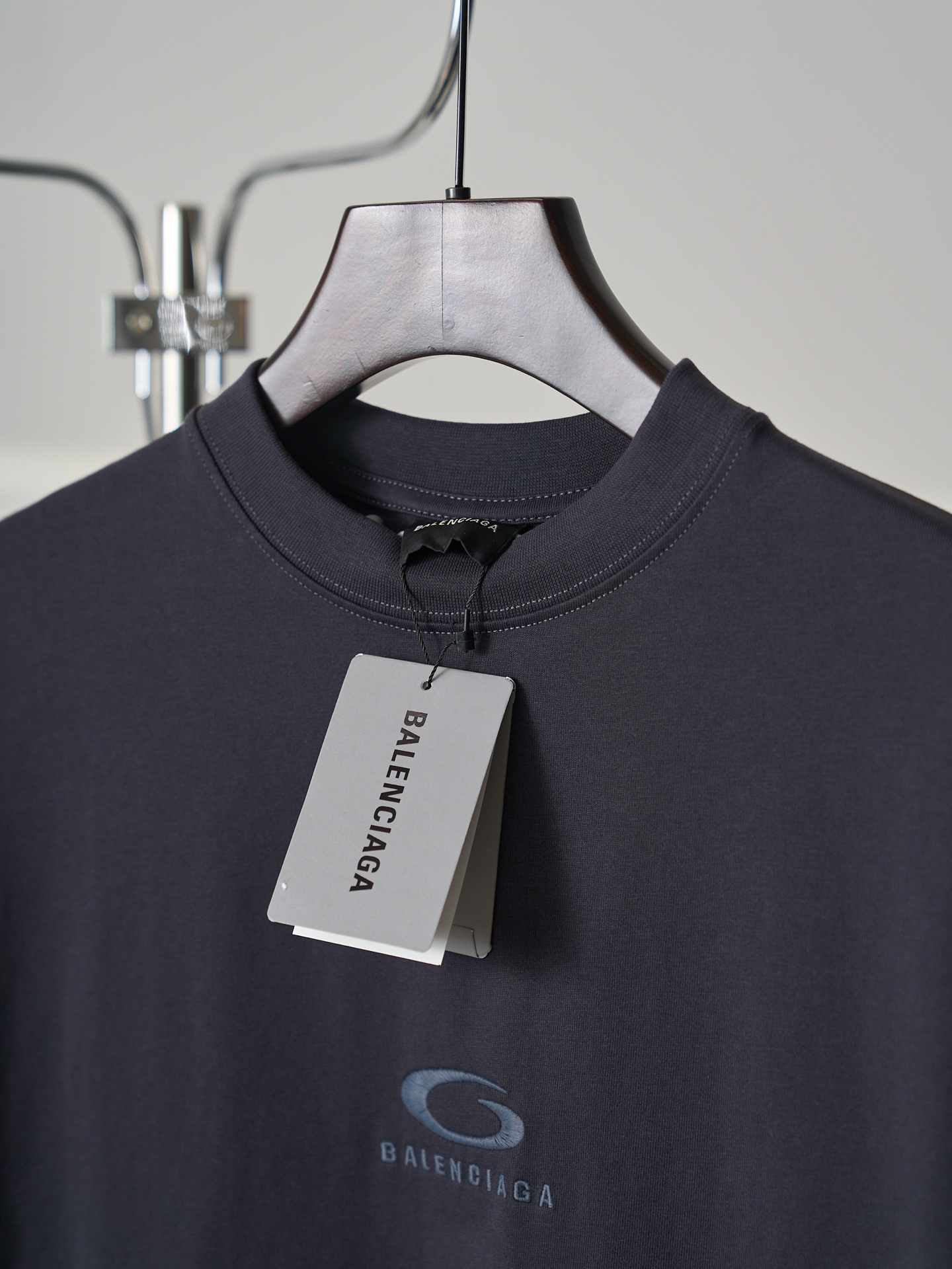 Balenciaga Loop Sports Icon圆环刺绣圆领短袖T恤