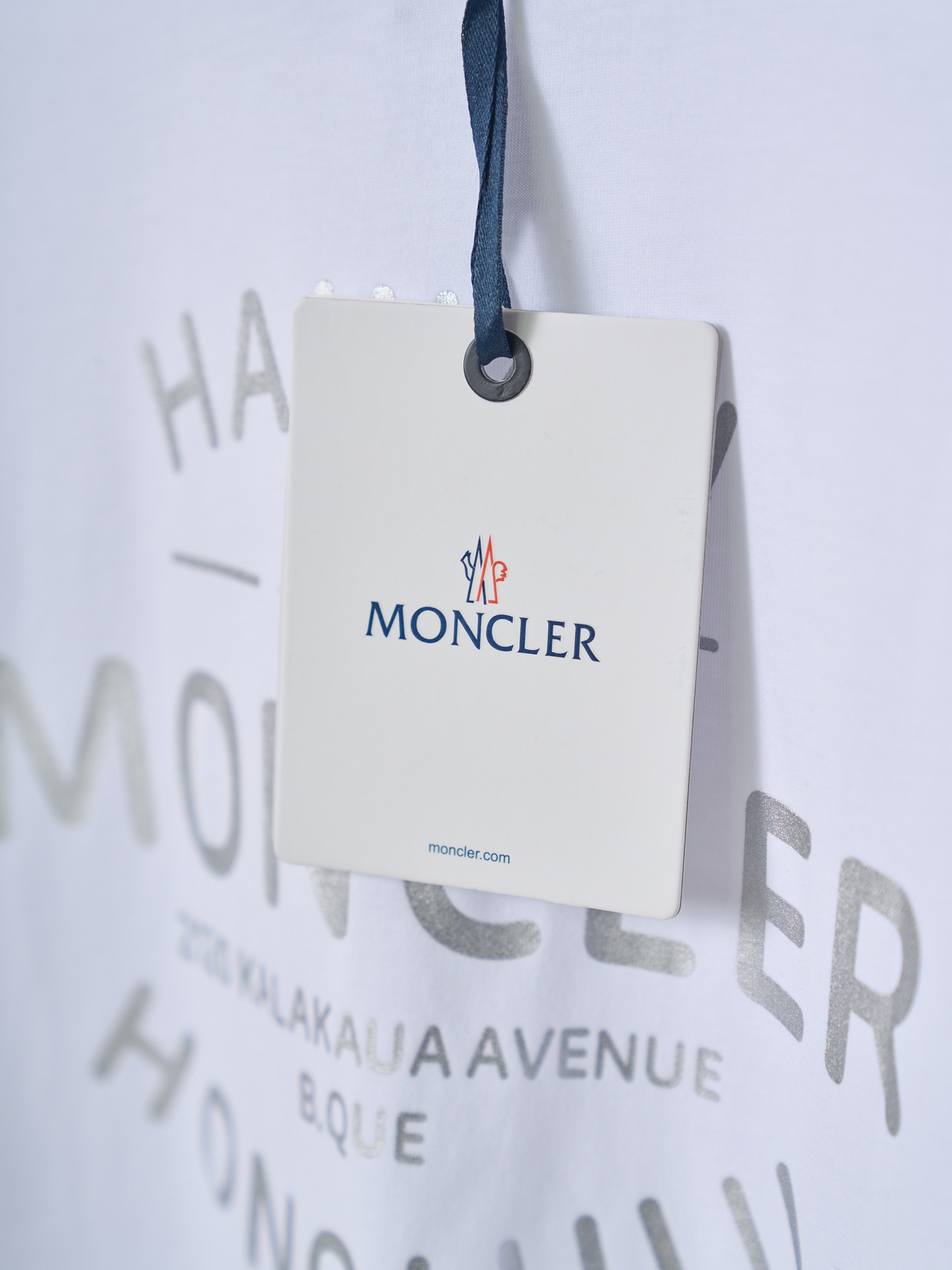 Moncler 字母徽章印花圆领短袖T恤