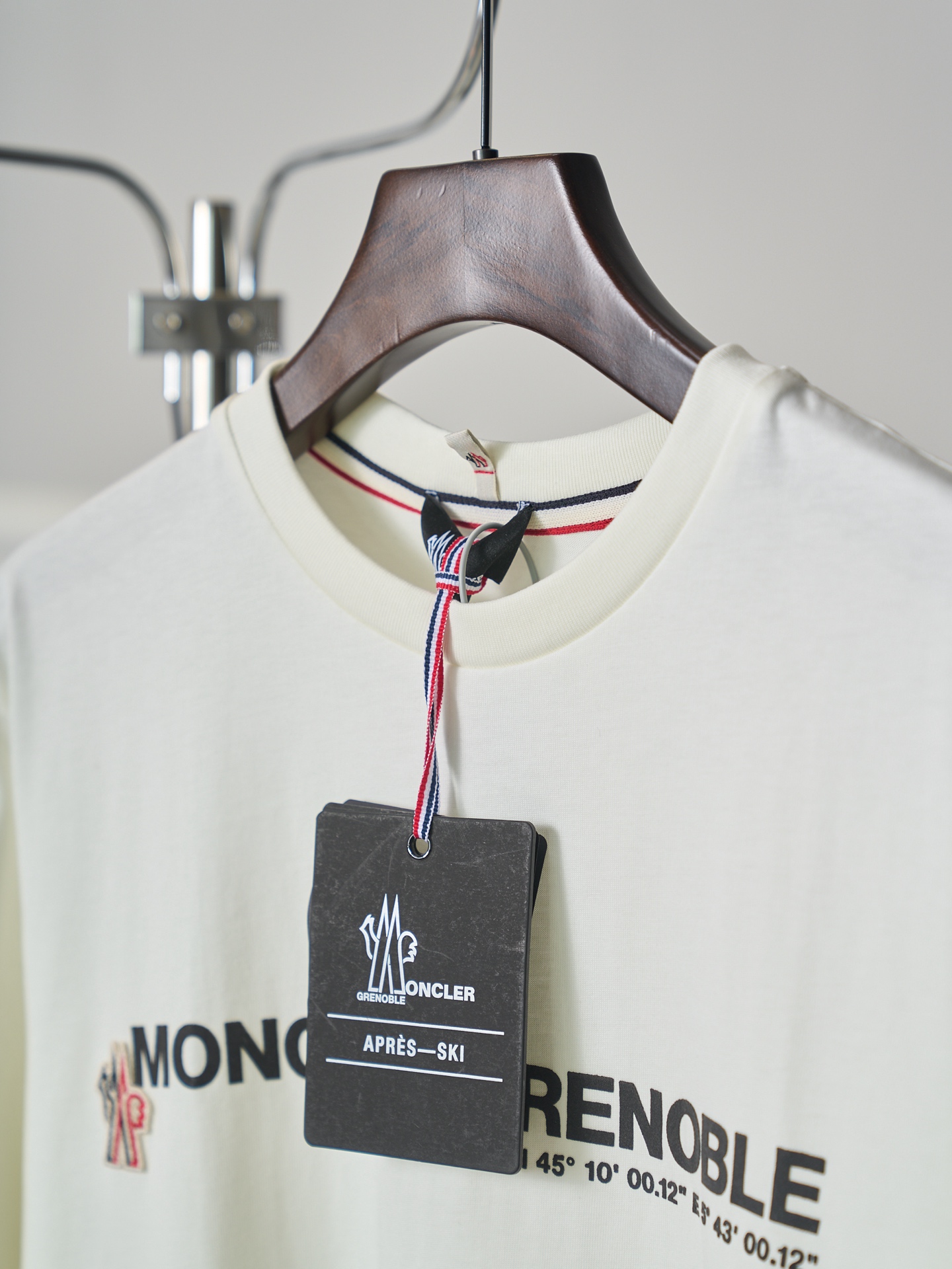 Moncler 标识字母印花圆领短袖T恤
