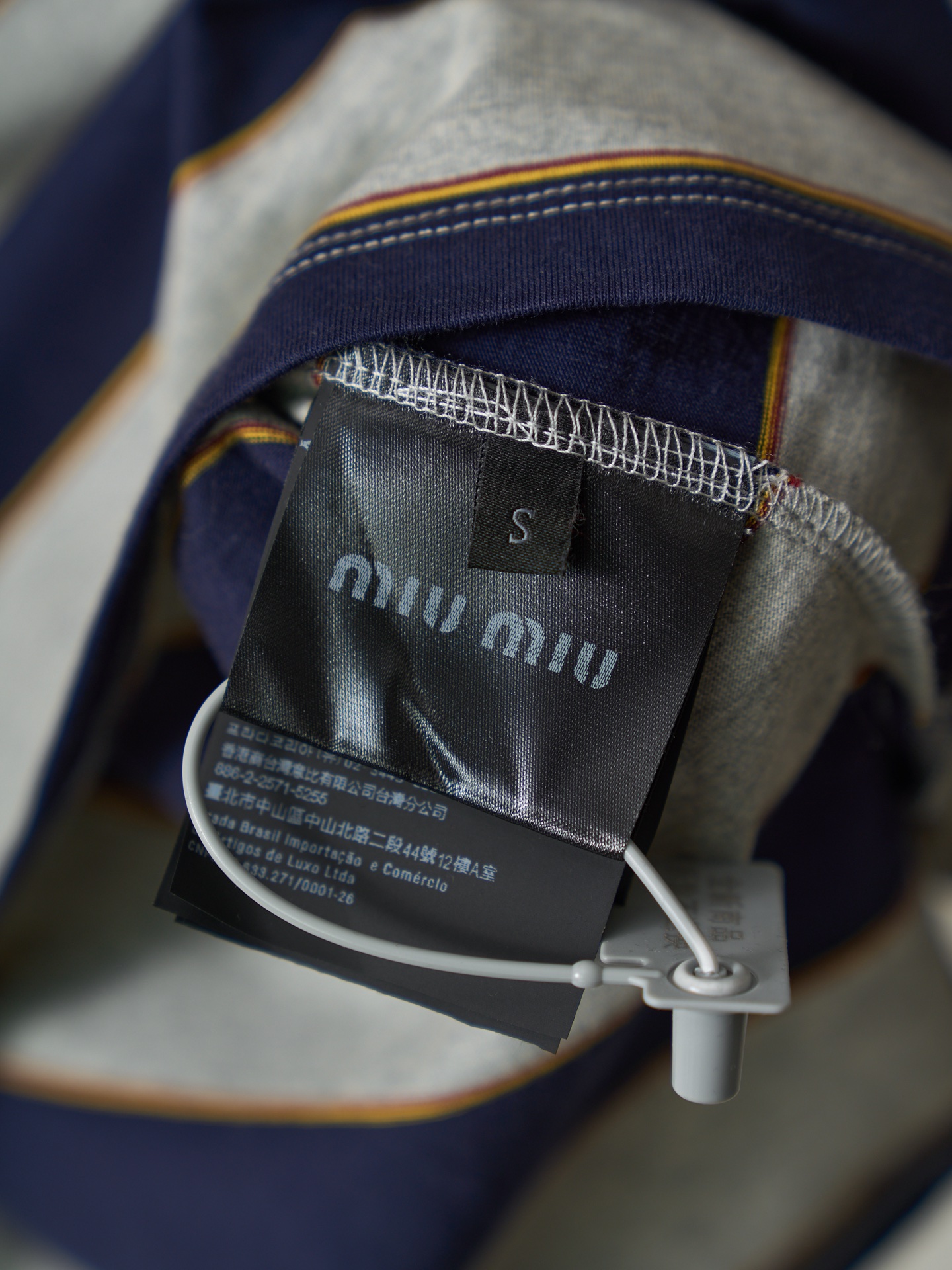 Miu Miu 条纹平纹针织球衣短袖polo衫