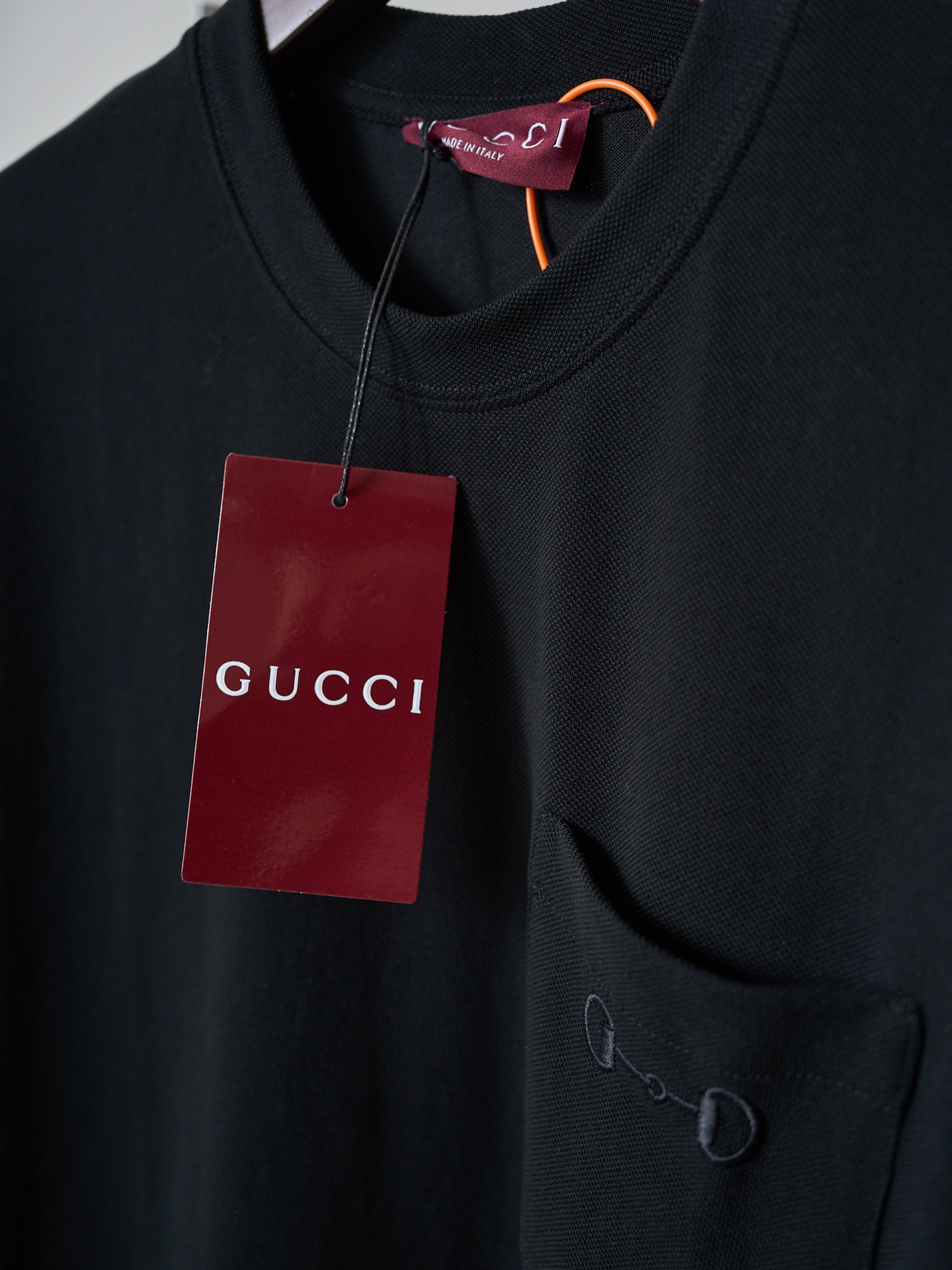 Gucci 马衔扣刺绣口袋圆领短袖T恤