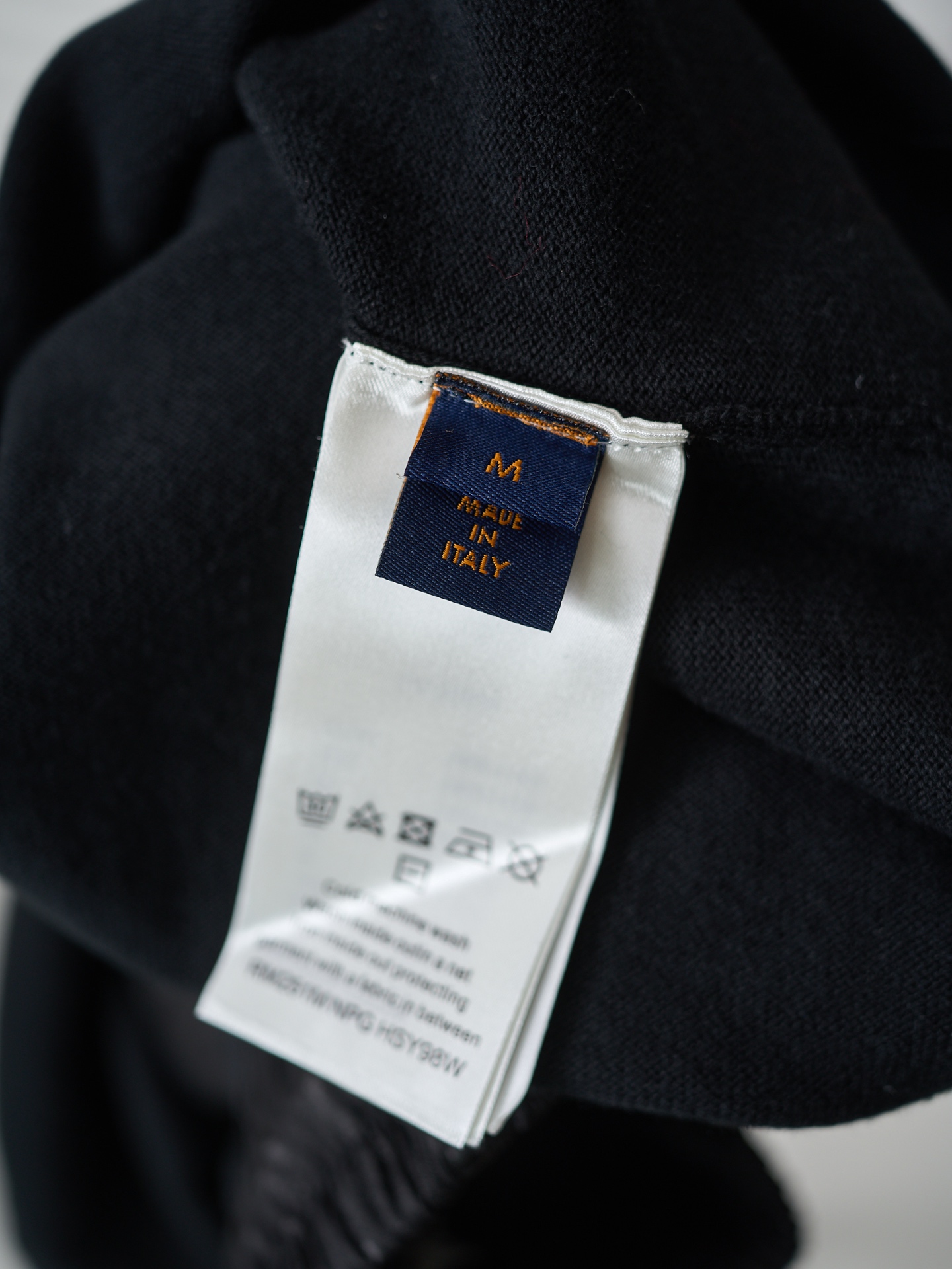 Louis Vuitton 纯色抽绳锦纶嵌饰口袋老花短裤