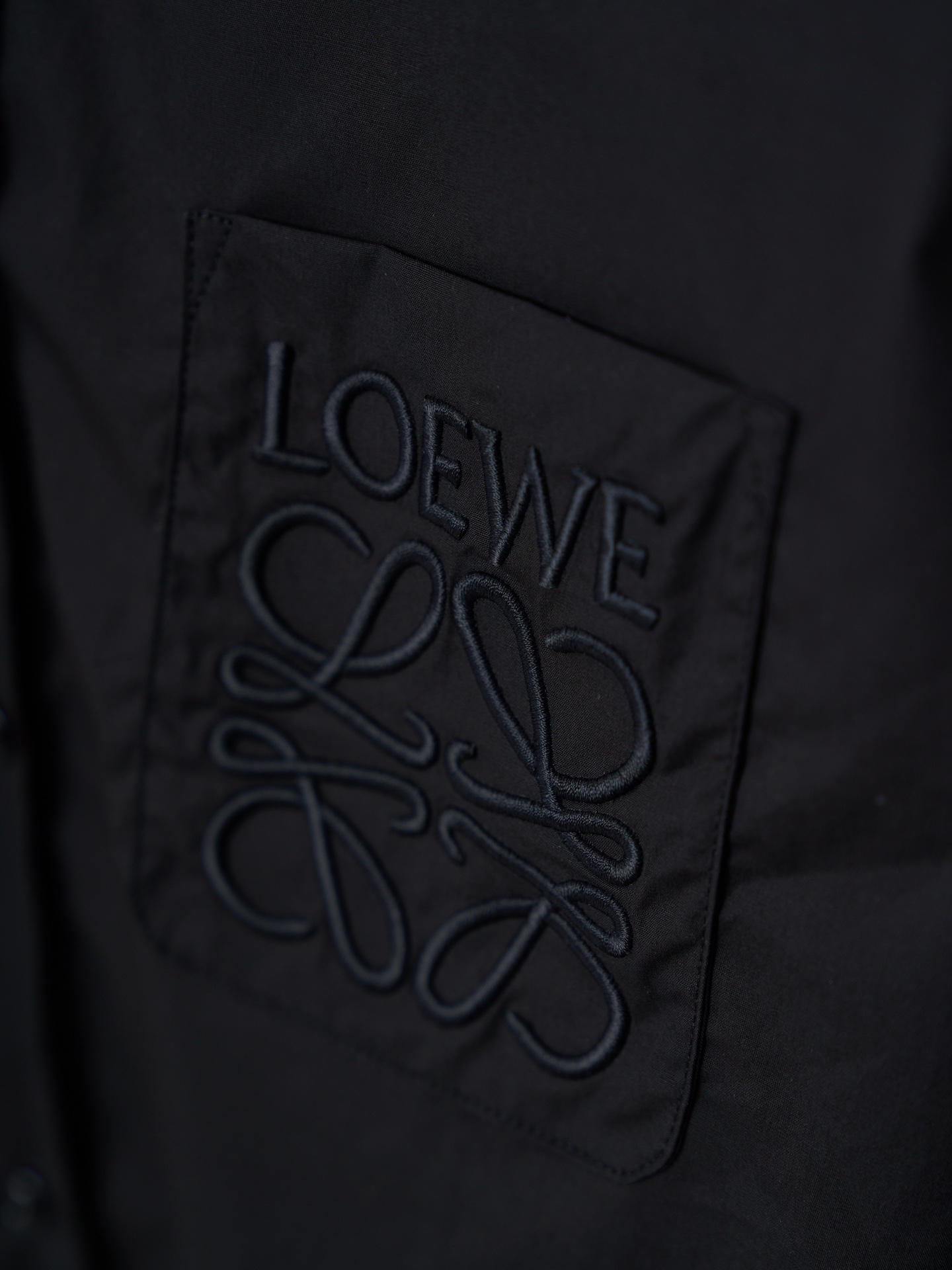Loewe Anagram 口袋刺绣长袖衬衫