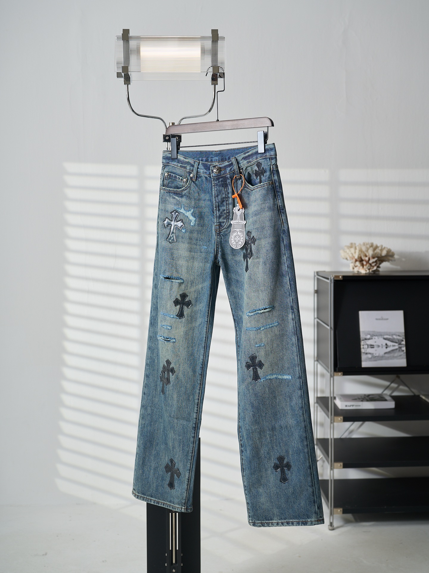 Chrome Hearts Hearts/克罗心 十字徽标做旧牛仔裤
