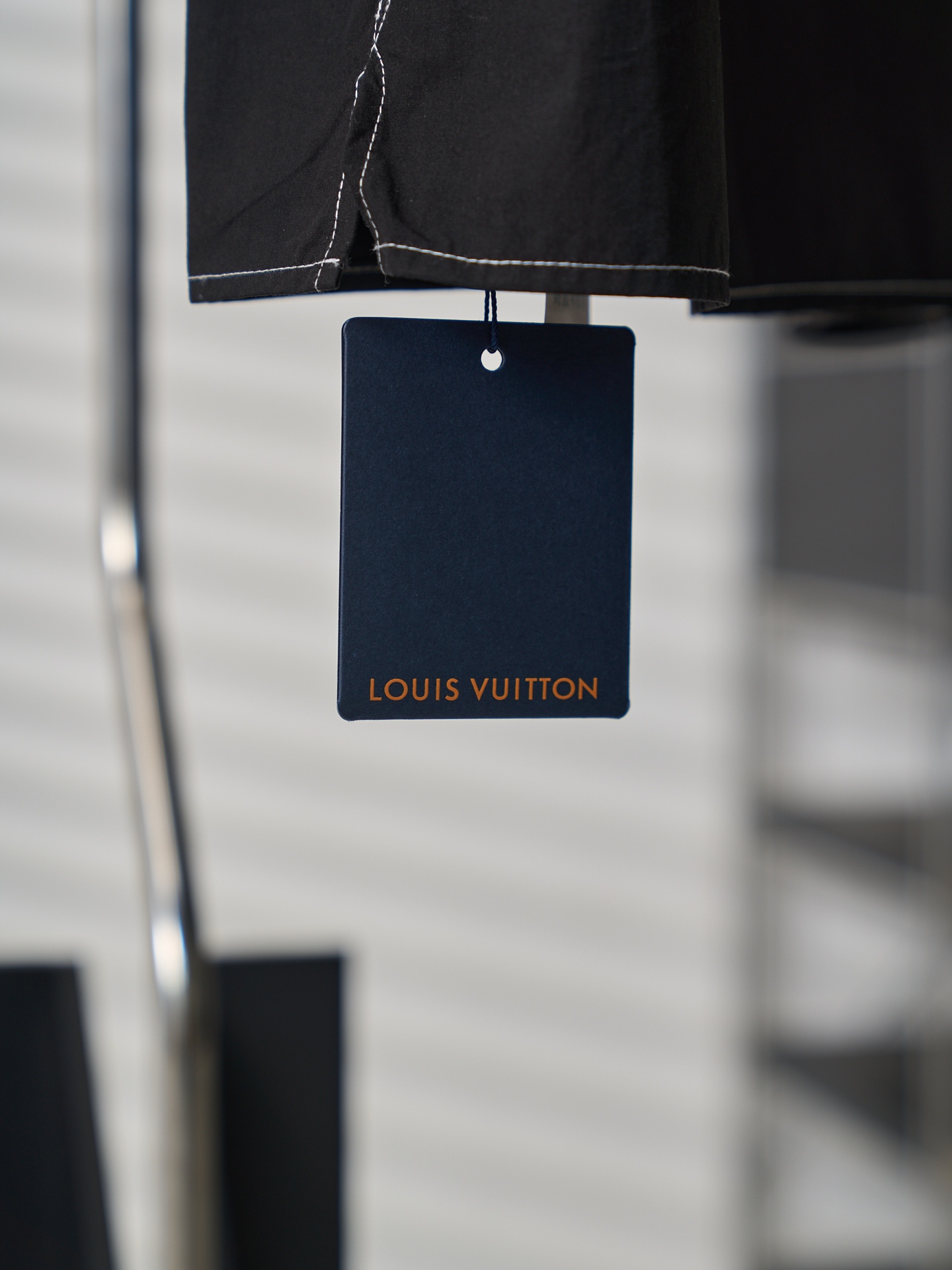 Louis Vuitton 骰子字母刺绣开领单排短袖衬衫