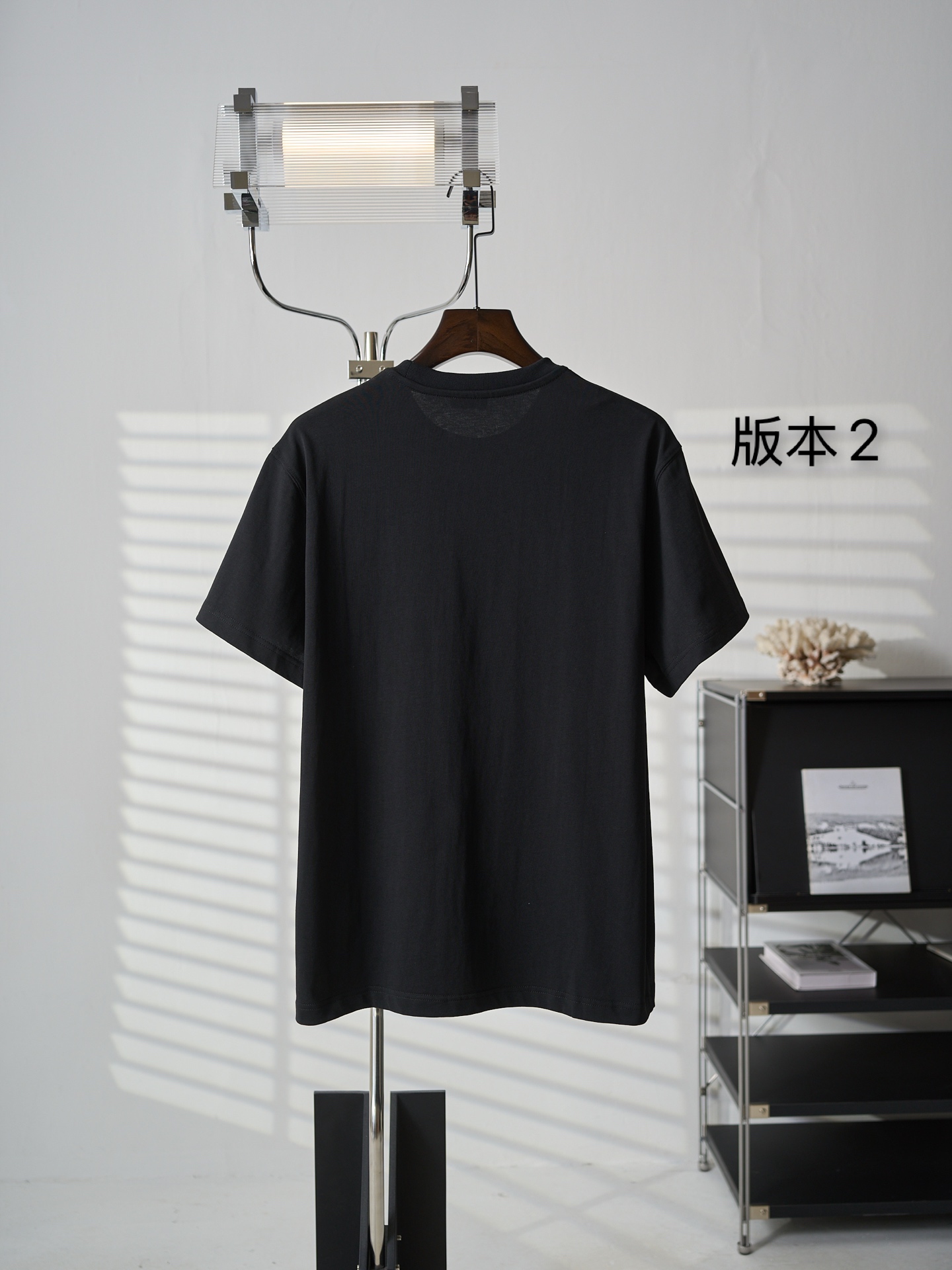 Burberry 金属马术徽标棉质圆领短袖T恤版本2