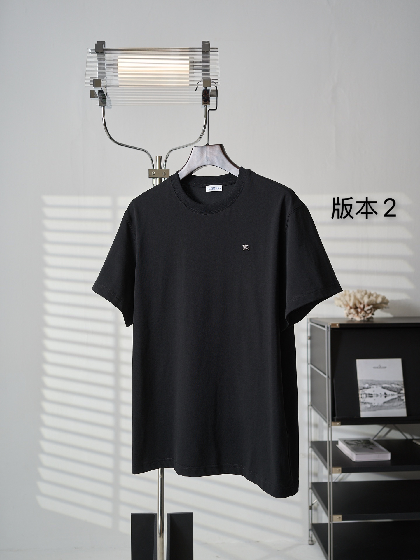 Burberry 金属马术徽标棉质圆领短袖T恤版本2
