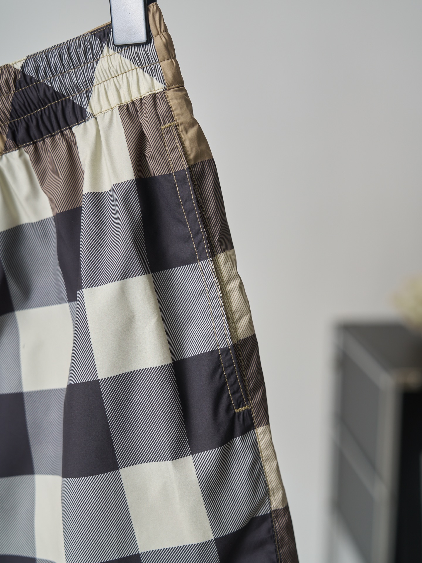 Burberry 格纹沙滩裤短裤