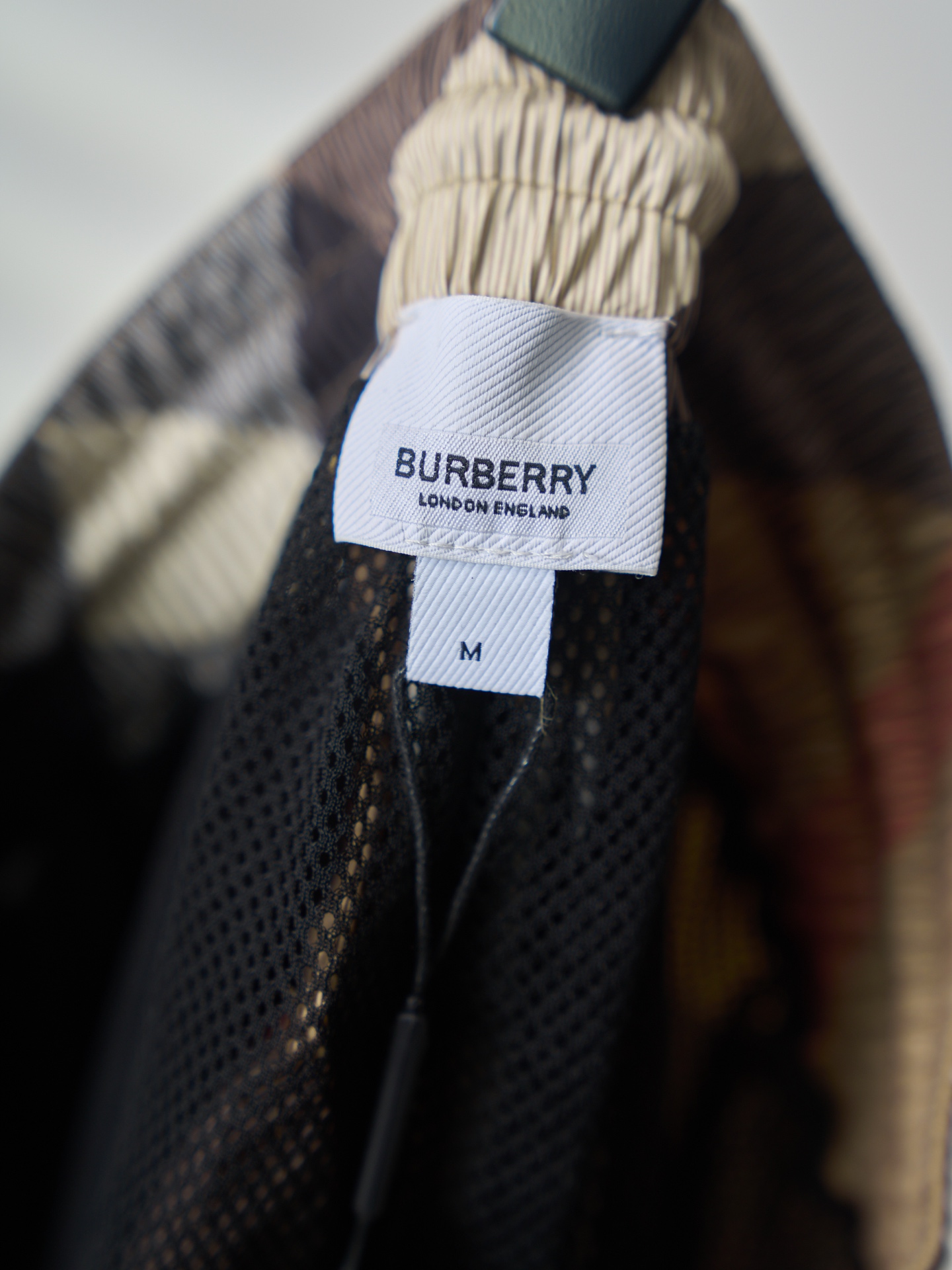 Burberry 格纹沙滩裤短裤