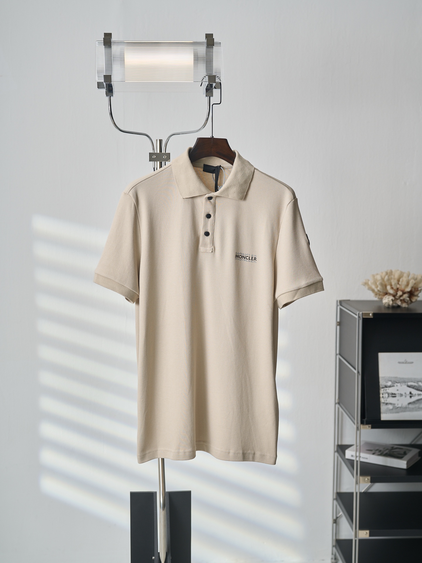 Moncler 棉质徽标字母三粒扣短袖Polo衫